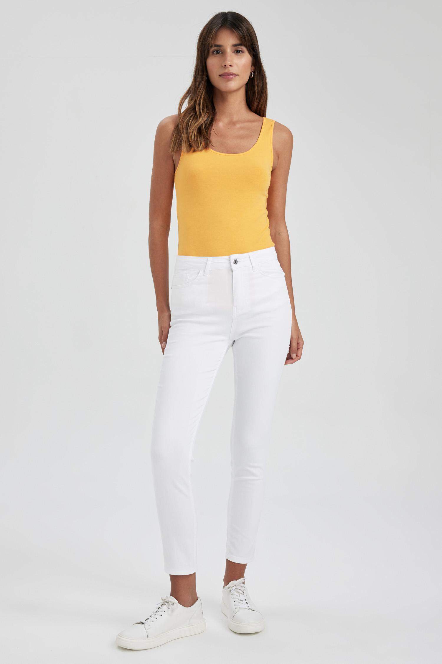 Slim Fit Dar Kesim U Yaka Basic Düz Atlet