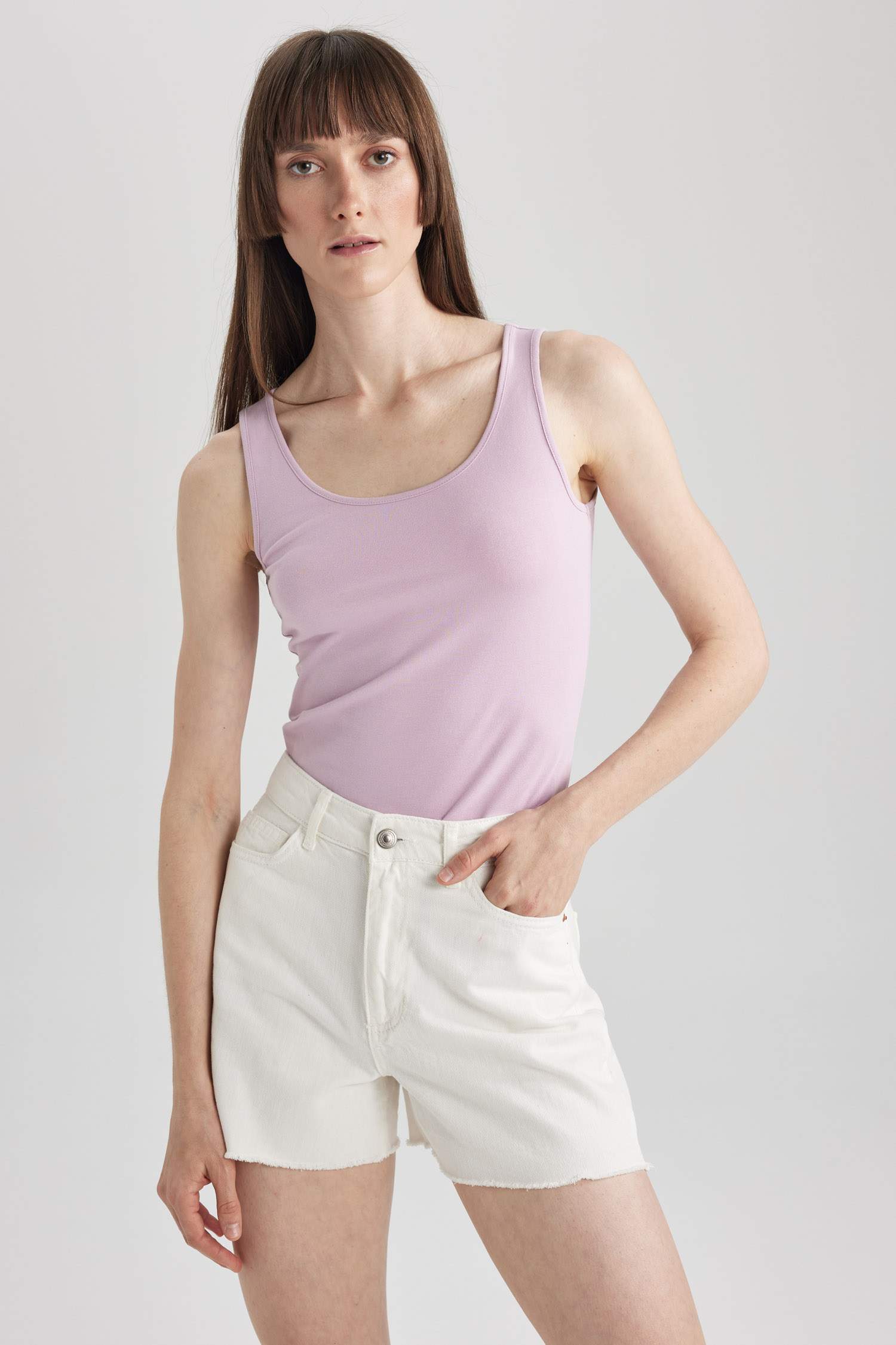 فانيلة سليم فيت بياقة مستديرة