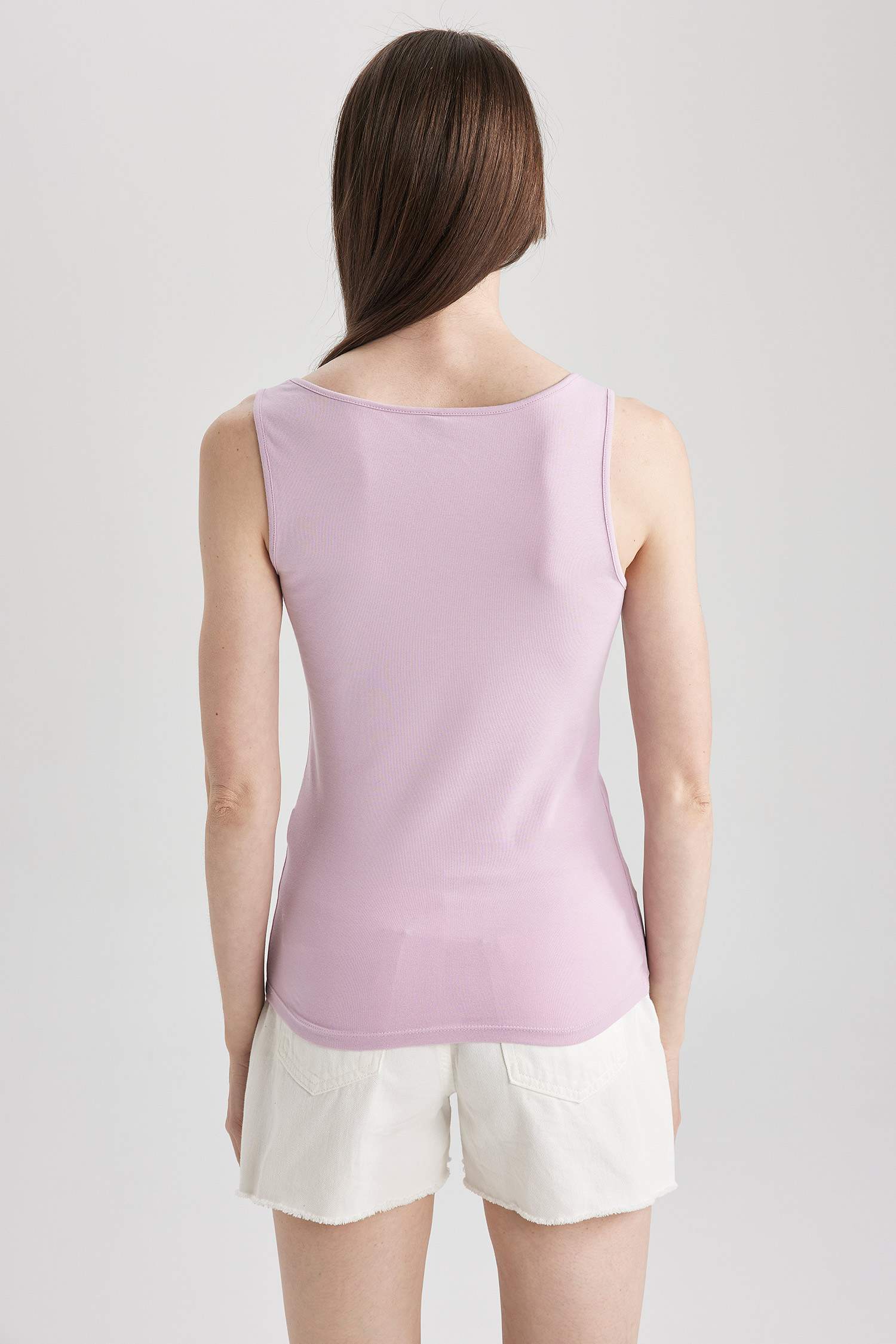 فانيلة سليم فيت بياقة مستديرة