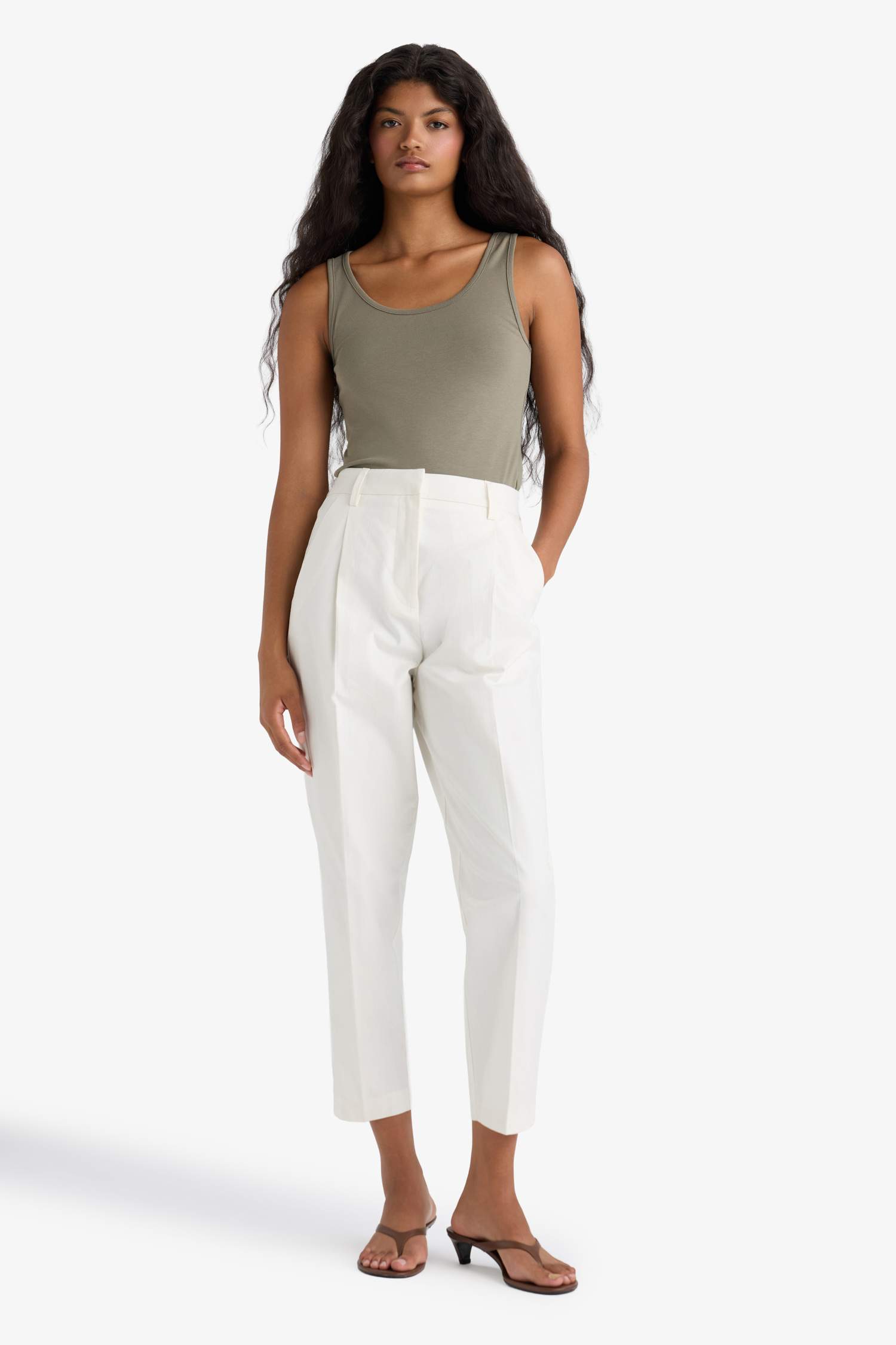 Slim Fit Dar Kesim Basic Düz Yuvarlak Yaka Atlet