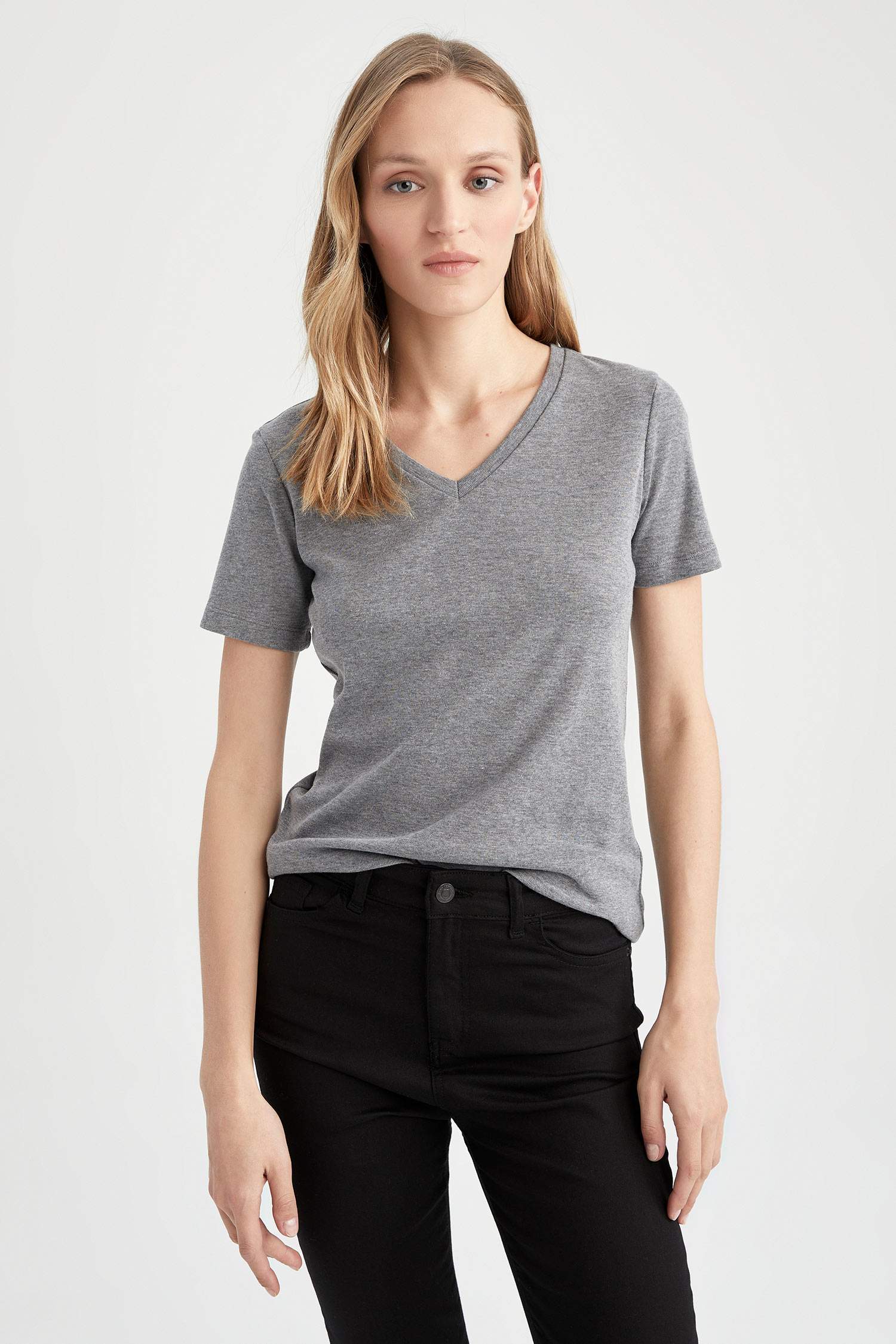 T-shirt slim en coton à manches courtes et col V