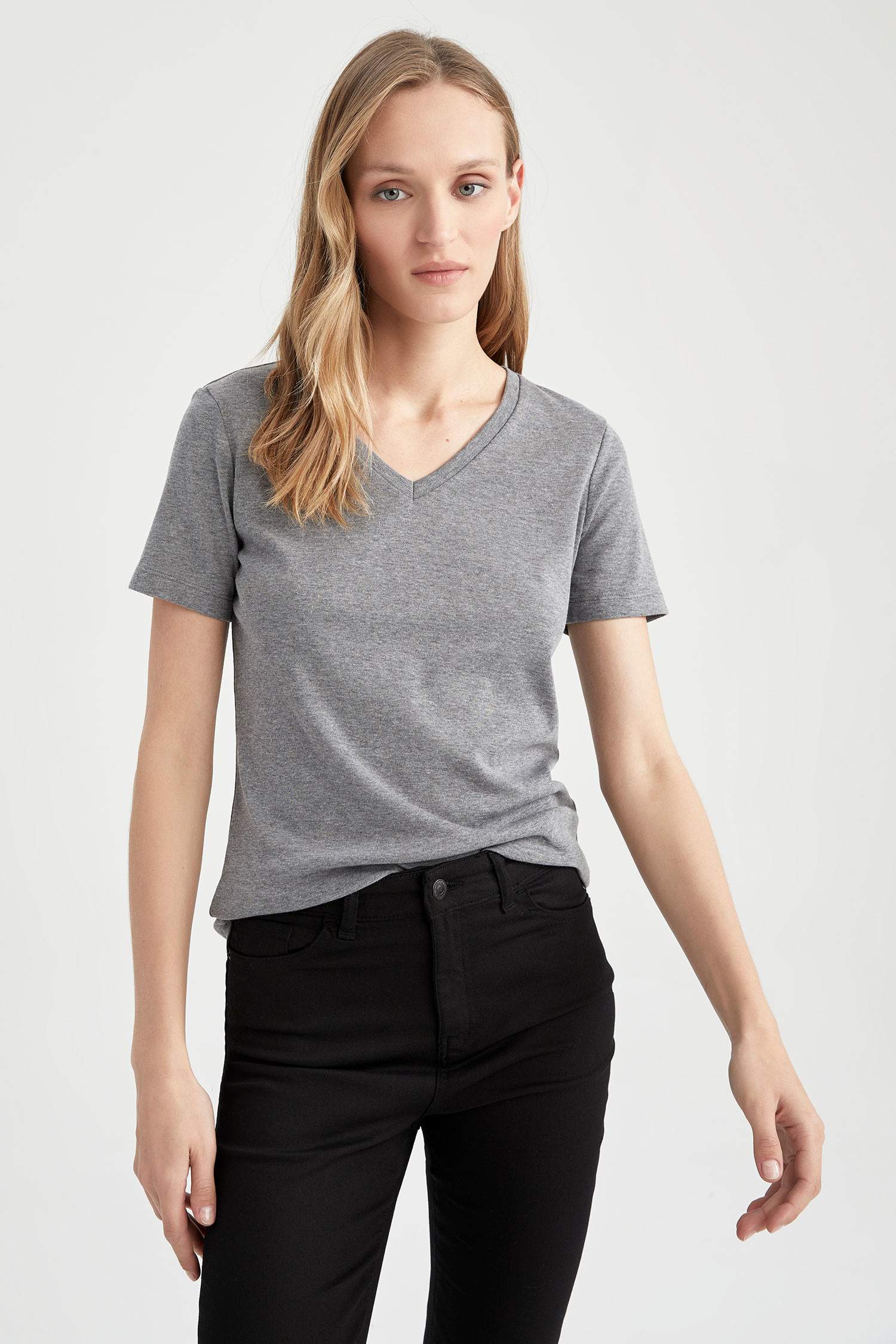 T-shirt slim en coton à manches courtes et col V