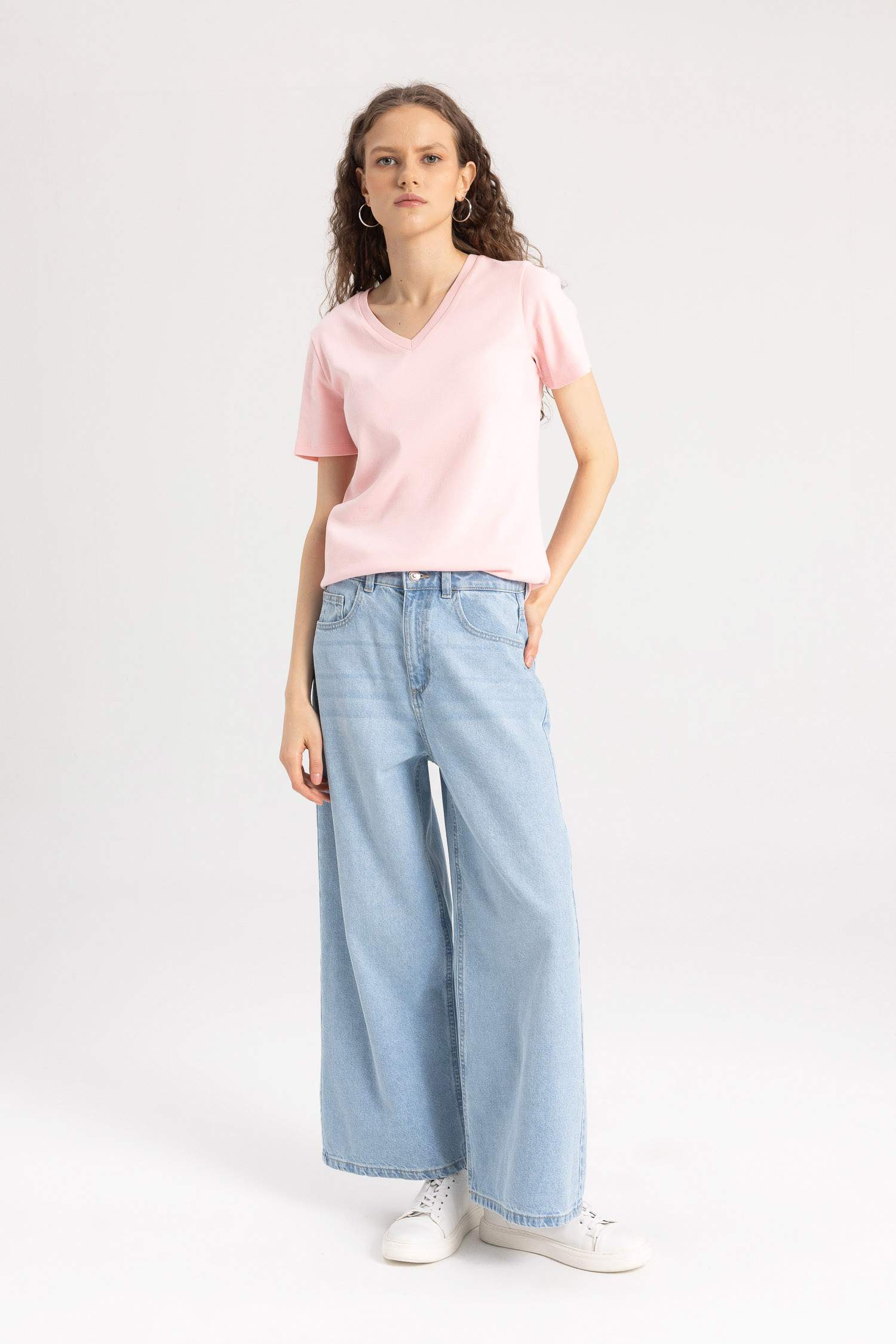 Slim Fit V Neck Ribbon Basic Short Sleeve T-Shirt