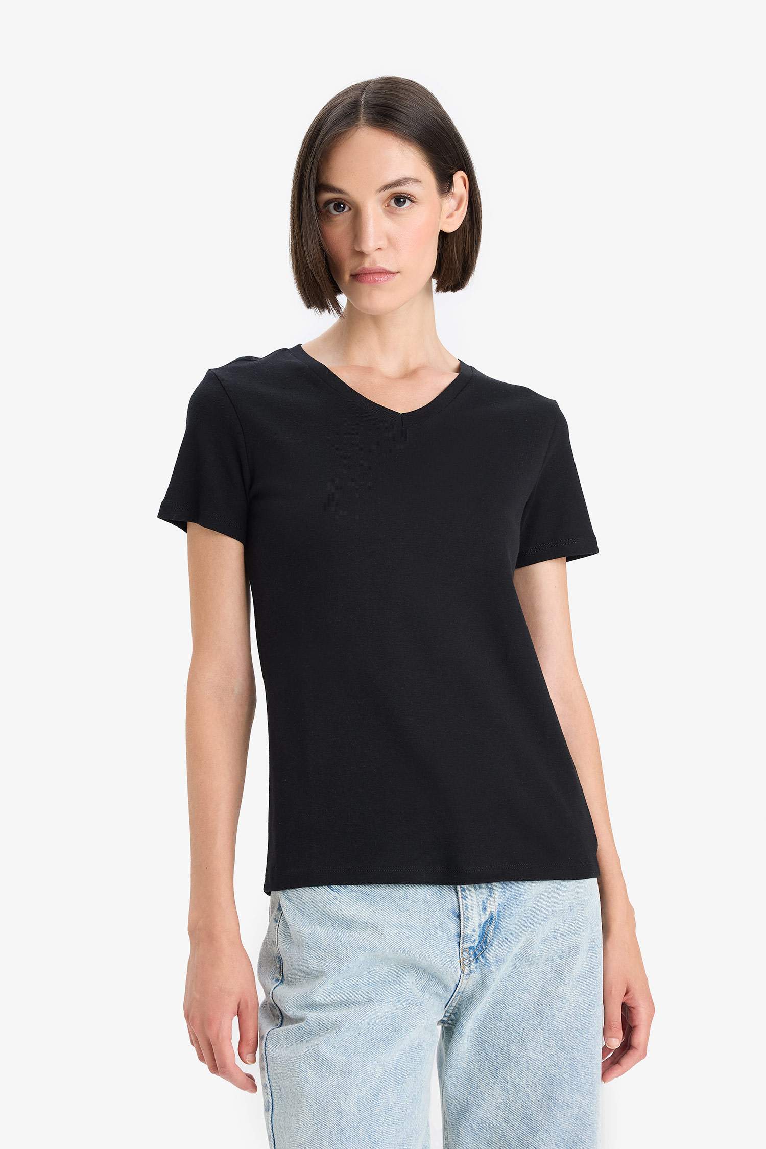 Slim Fit V-Neck Basic Black T-Shirt