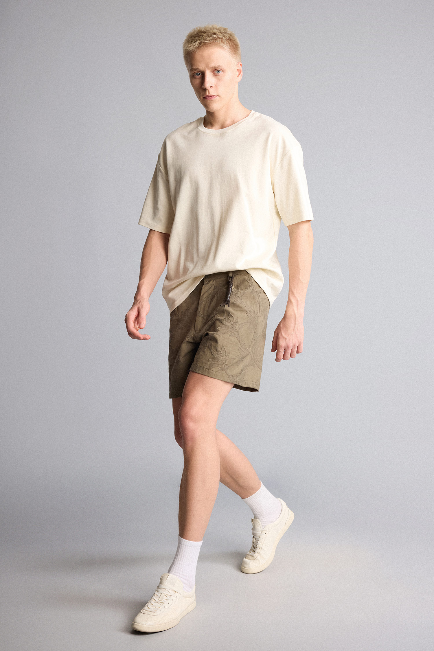 DeFacto Relaxed Fit Bermuda Şort