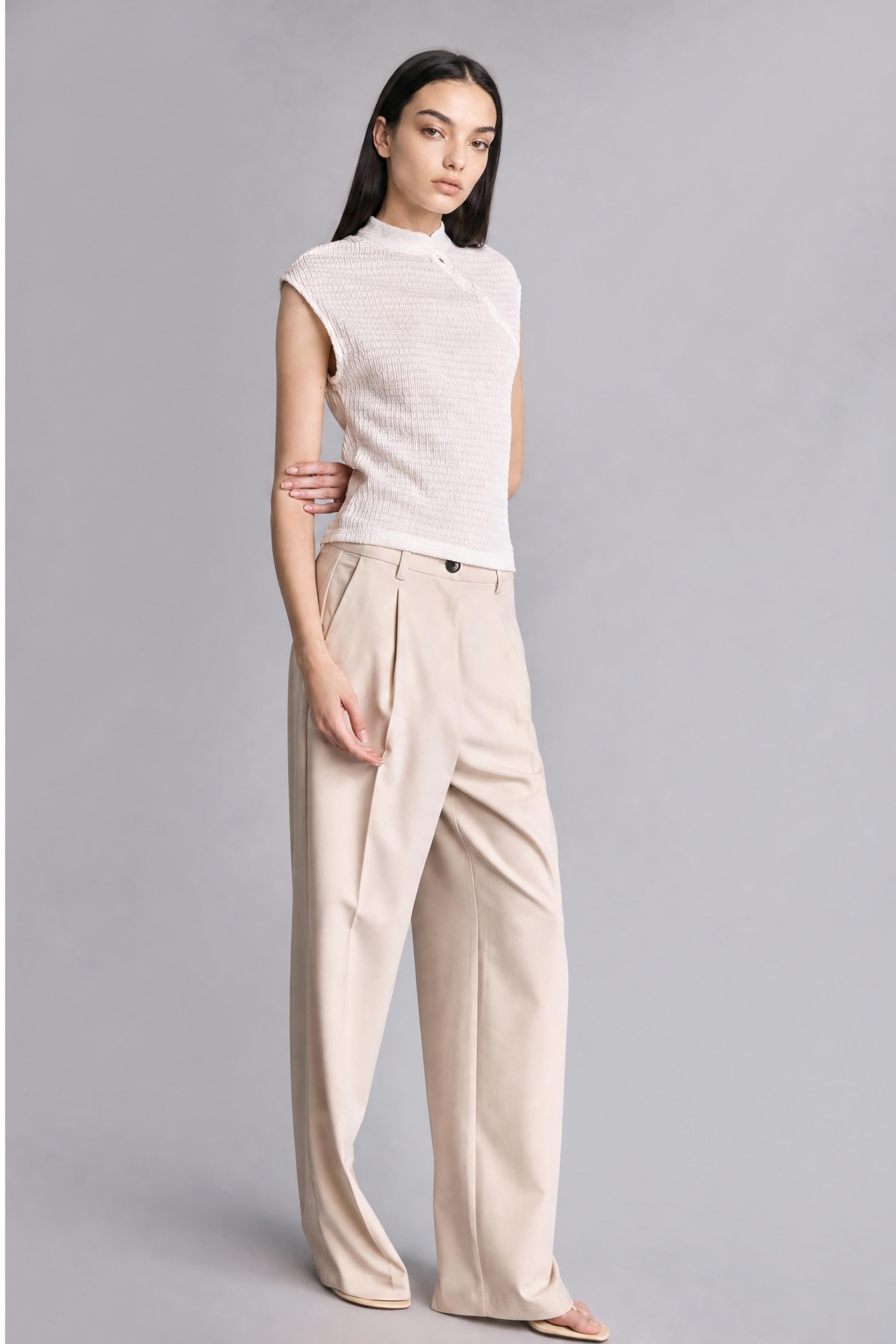 DeFacto Slim Fit Kolsuz Kırışık Dokulu Tişört görsel 2