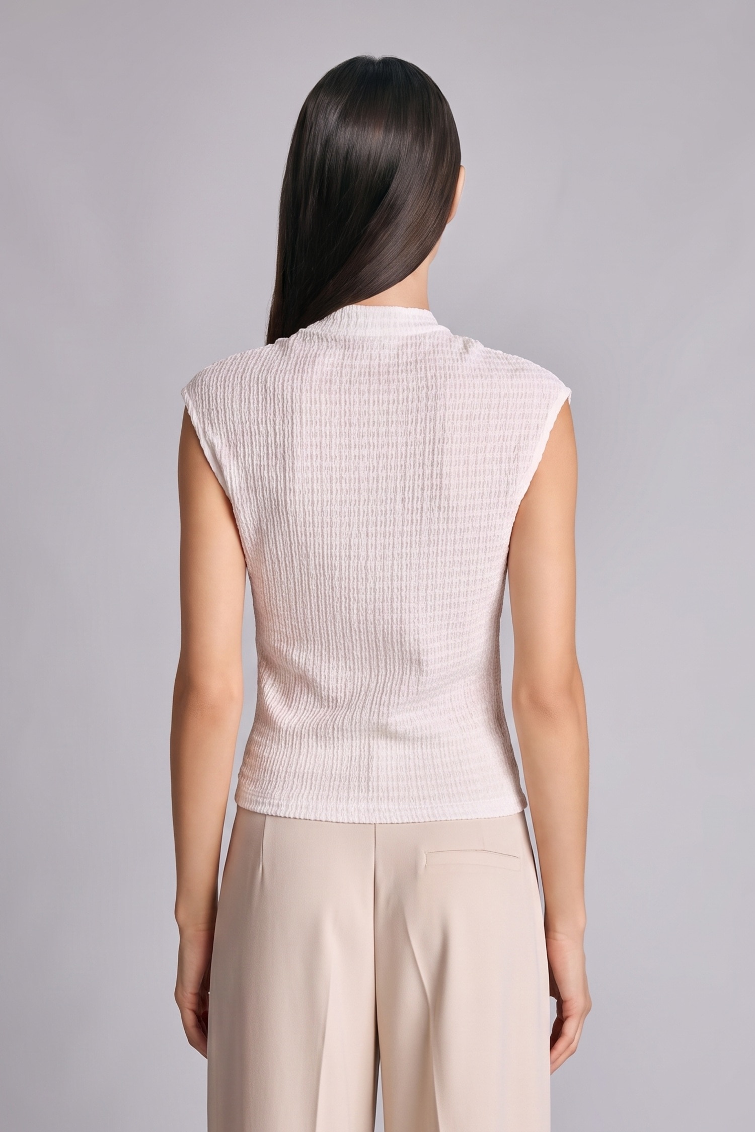 DeFacto Slim Fit Kolsuz Kırışık Dokulu Tişört görsel 5