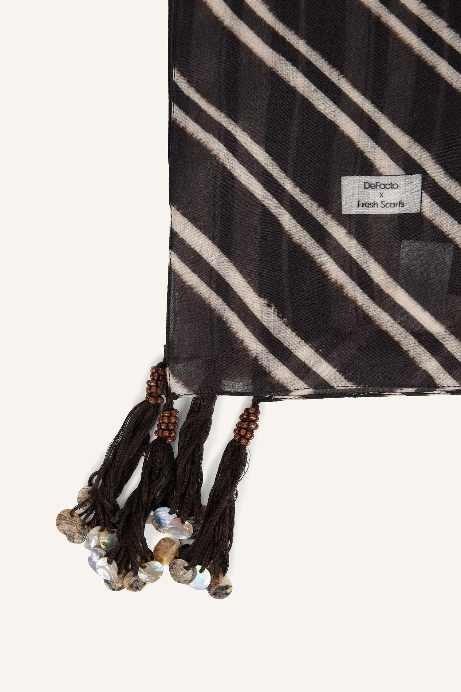 DeFacto Fresh Scarfs X DeFacto Summer Blocks Bej Viskon Püsküllü Şal görsel 8