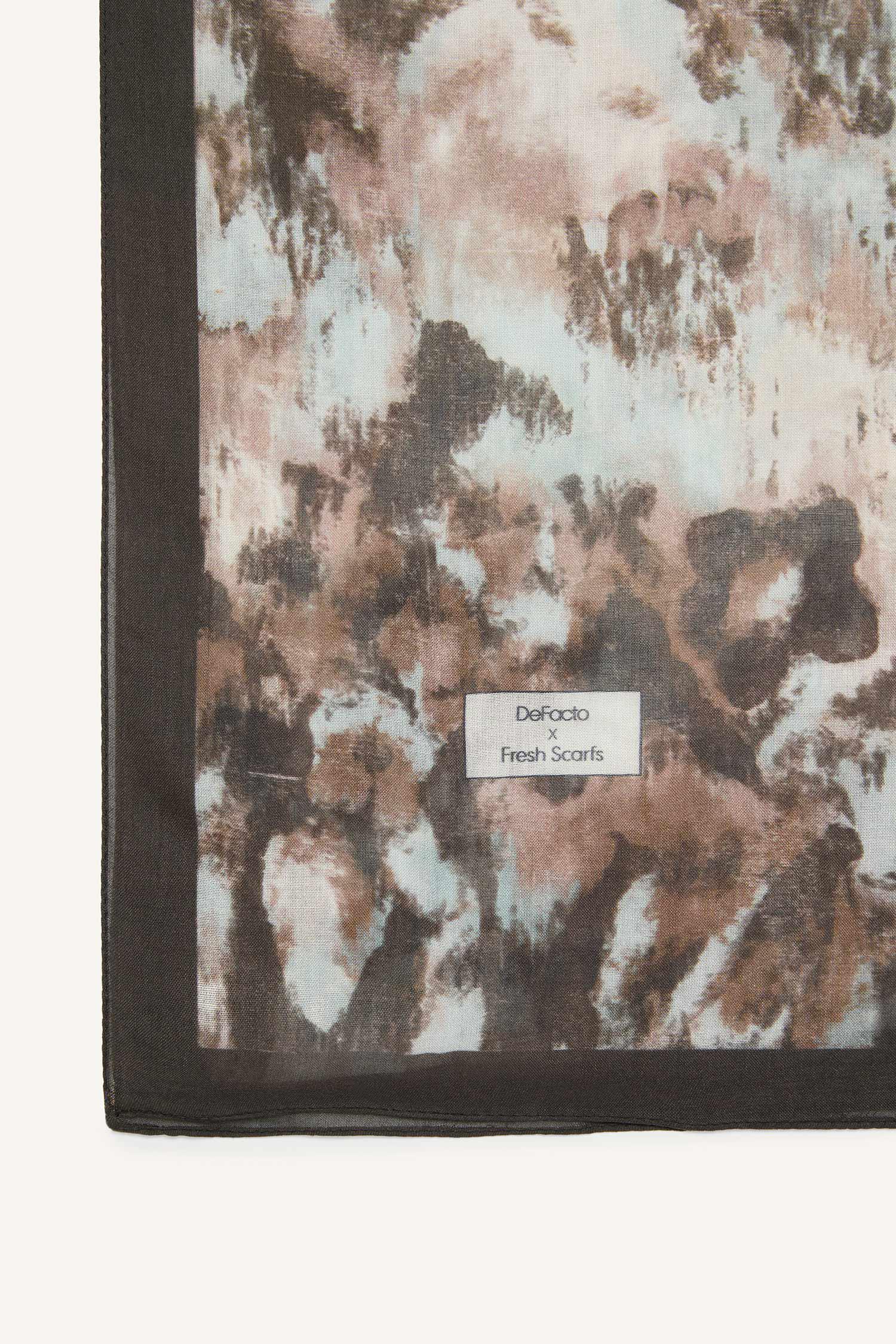 DeFacto Fresh Scarfs X DeFacto Shadow Floral Viskon Şal görsel 8