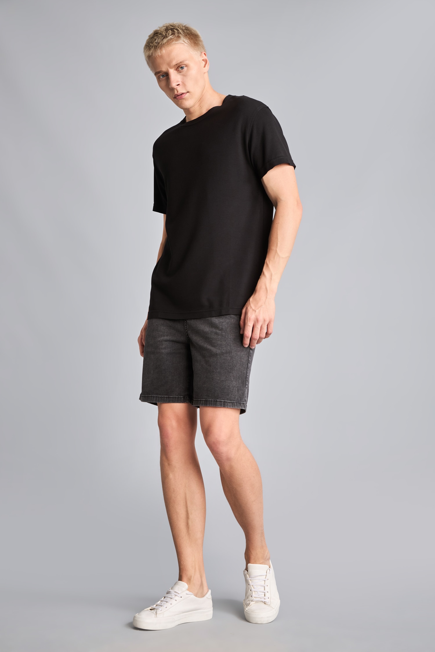 DeFacto Boxy Fit Kısa Kollu Basic Tişört görsel 2