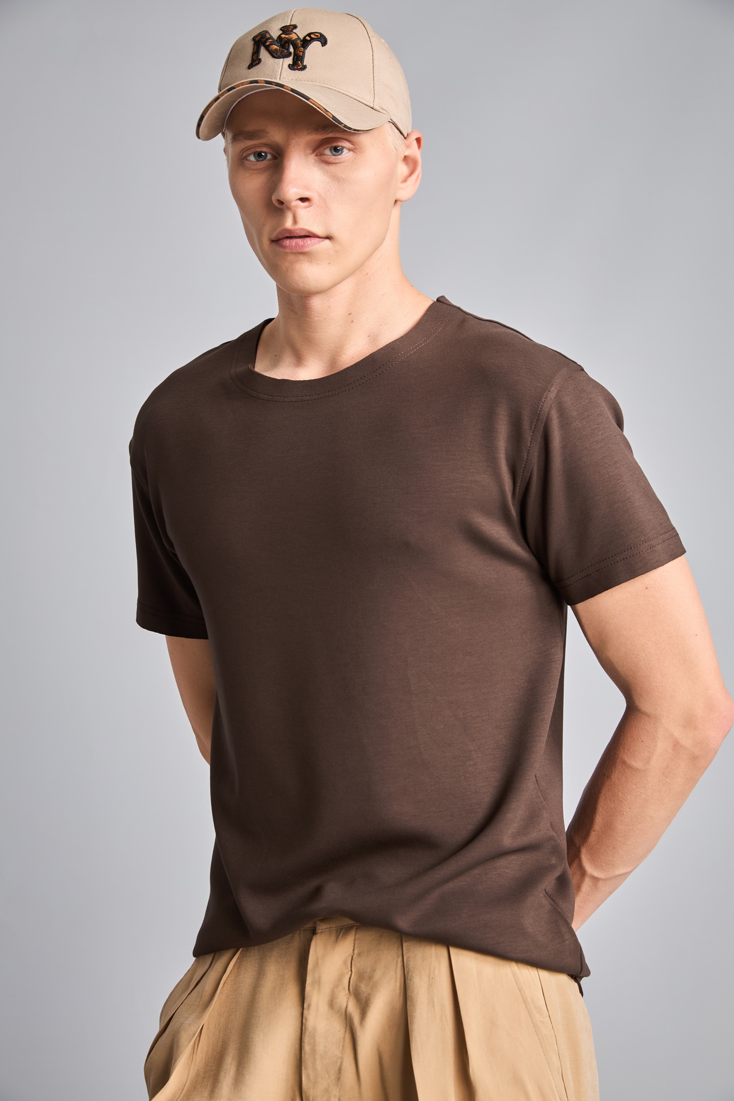 DeFacto Boxy Fit Kısa Kollu Basic Tişört görsel 3