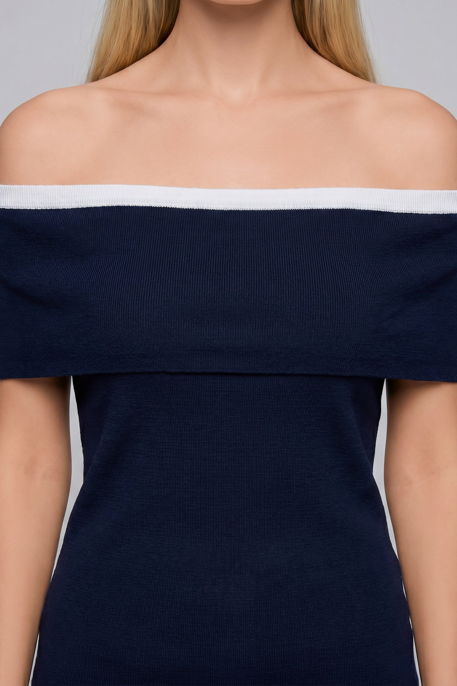 DeFacto Slim Fit Omzu Açık Ribana Basic Tişört görsel 4