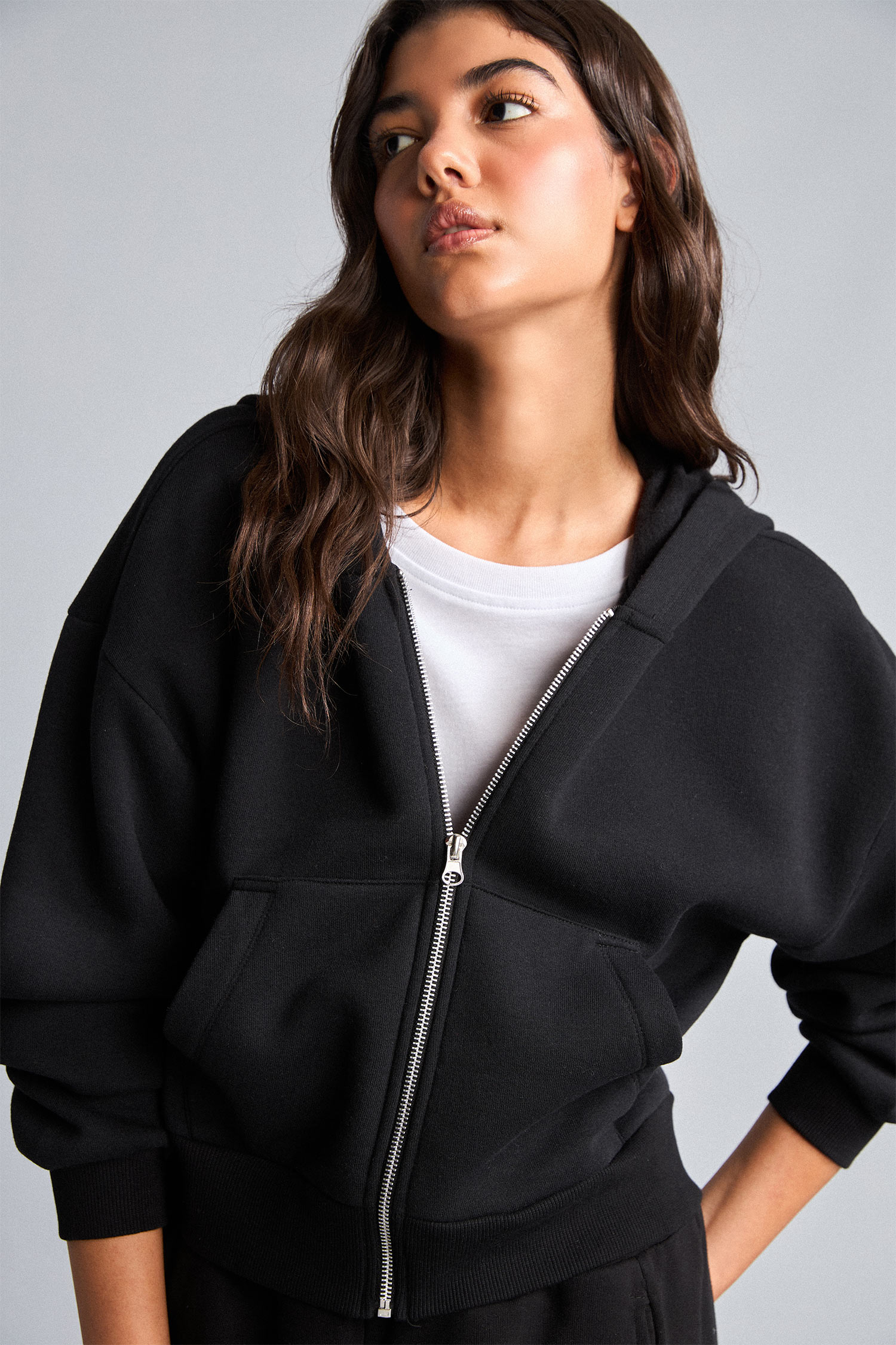 DeFacto Regular Pamuklu Fit Kapüşonlu Fermuarlı Sweatshirt görsel 3