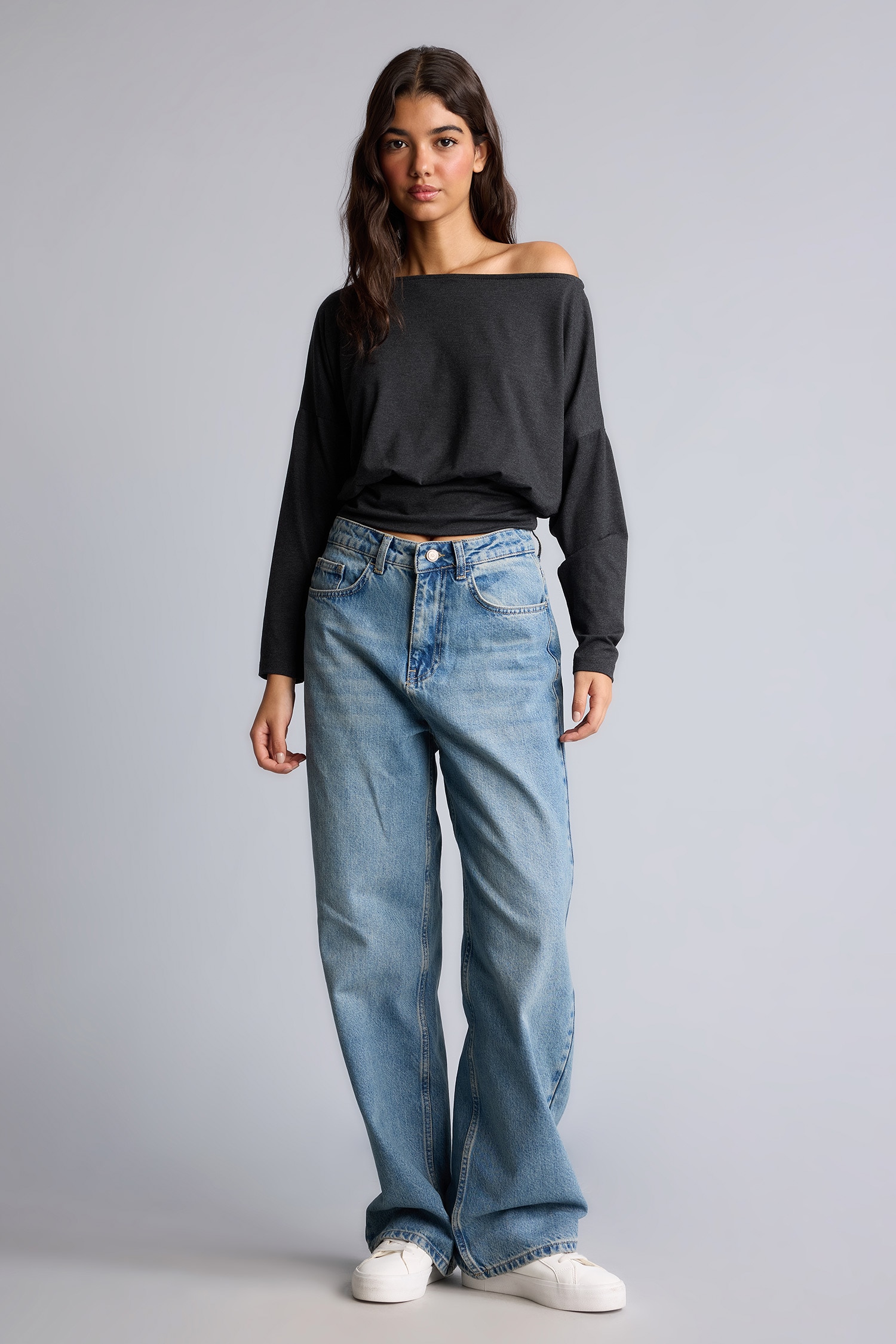 DeFacto Loose Fit Düşük Omuzlu Basic Tişört görsel 2