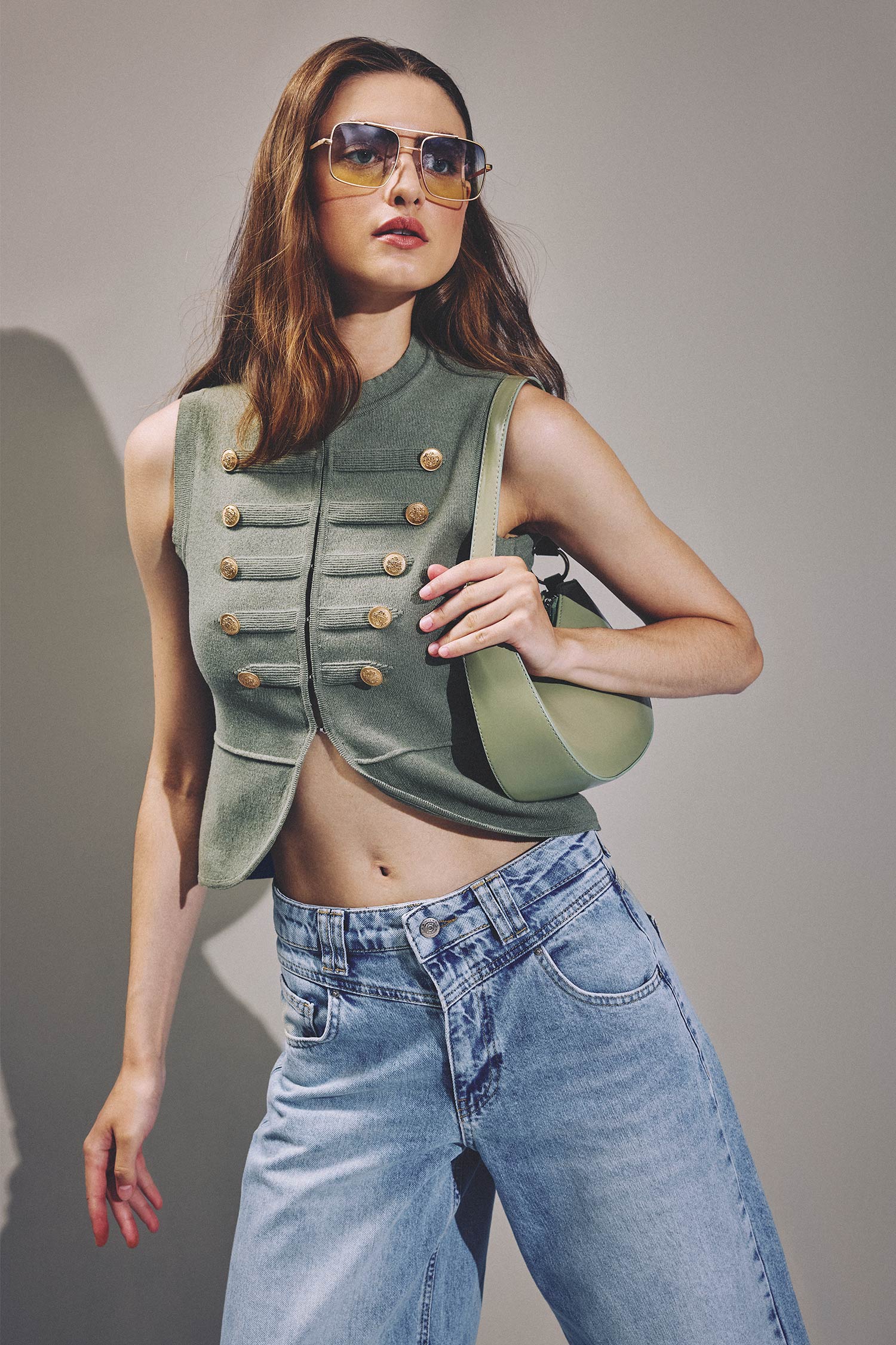 DeFacto Fıtted Crop Kolsuz Napolyon Yelek