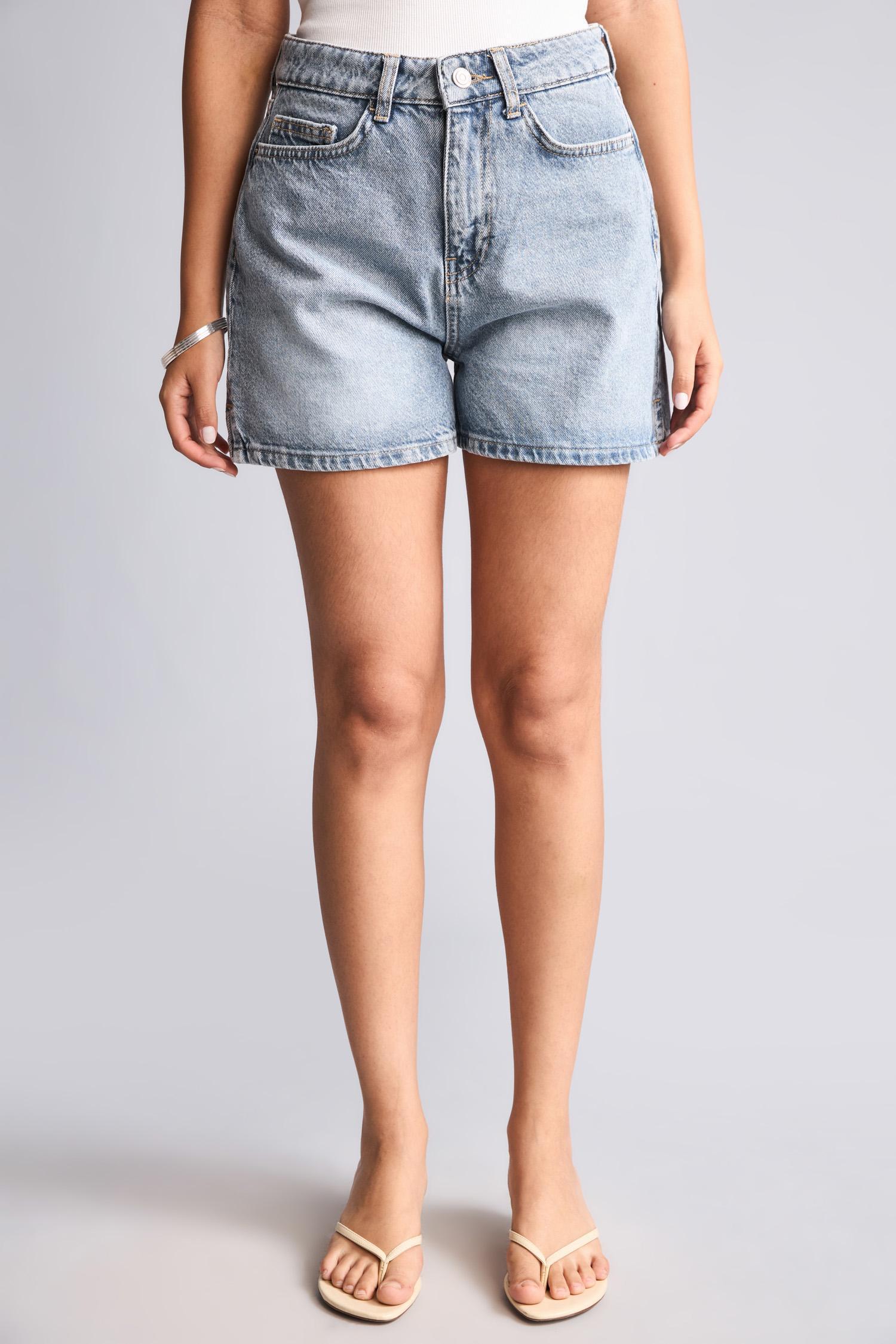 DeFacto %100 Pamuk Mom Fit Denim Şort görsel 4