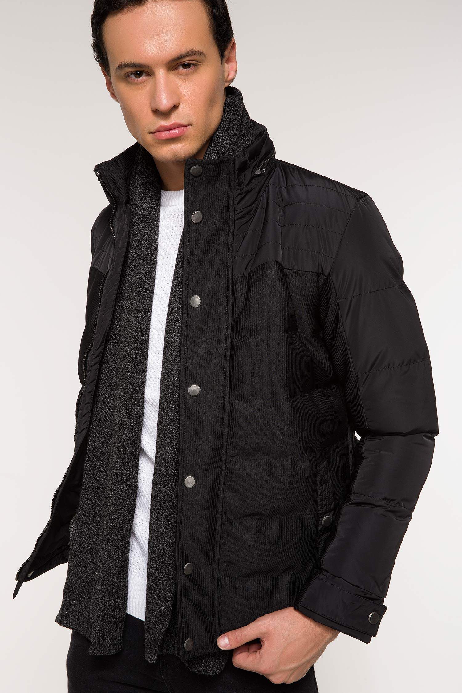 Defacto Kapüşonlu Mont. 1