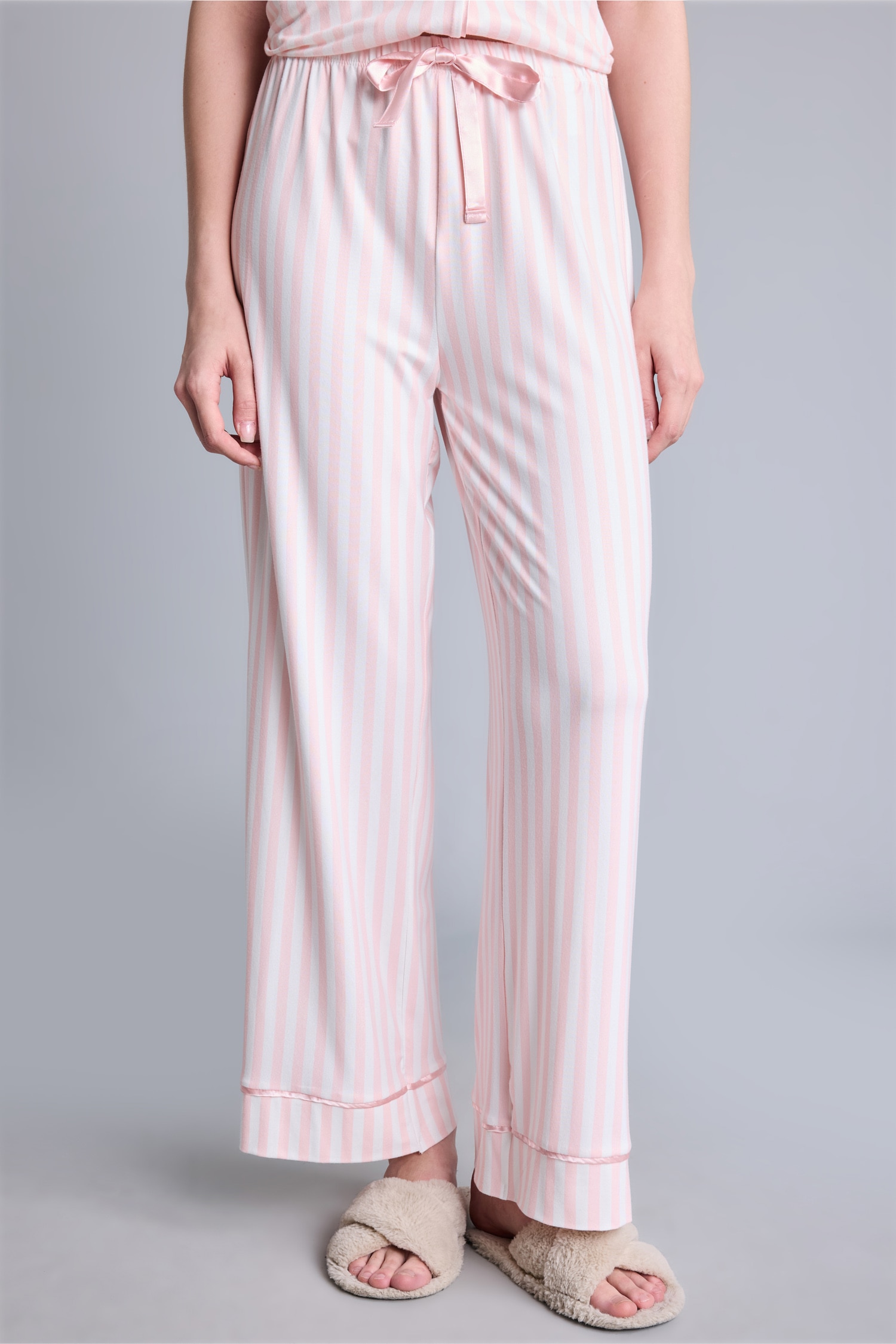 DeFacto Ultra Yumuşak Kısa Kollu Softshell Pijama Takımı görsel 5