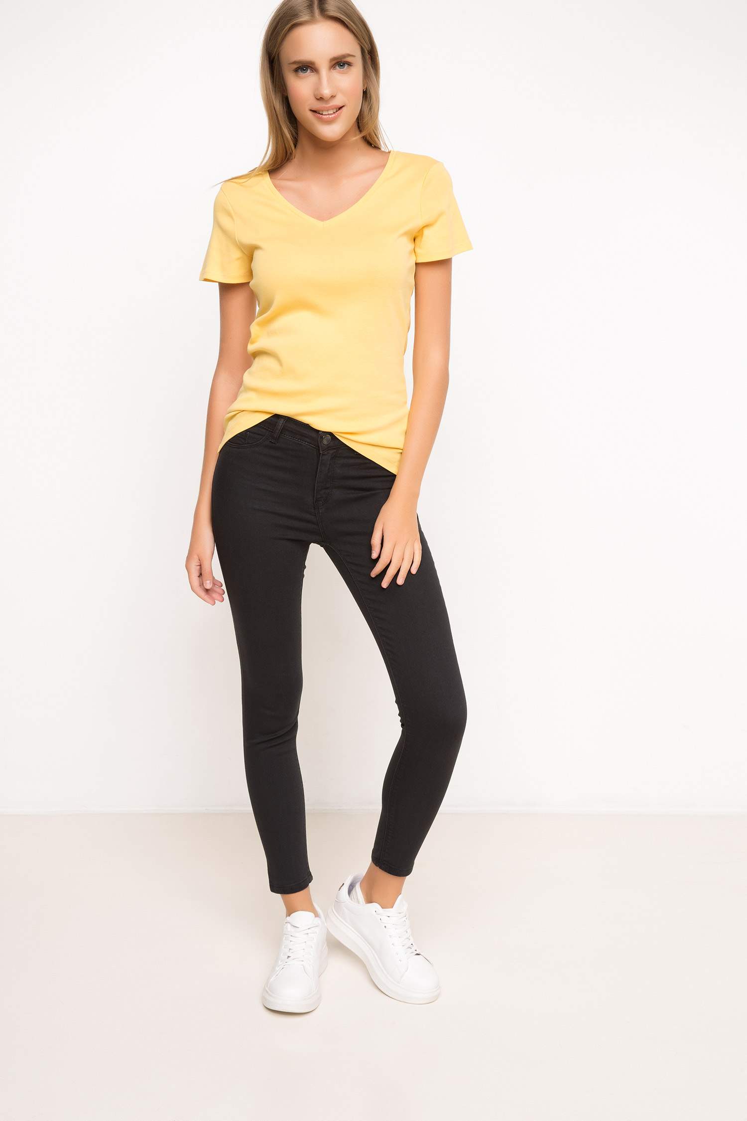 Defacto Basic V Yaka Body. 2