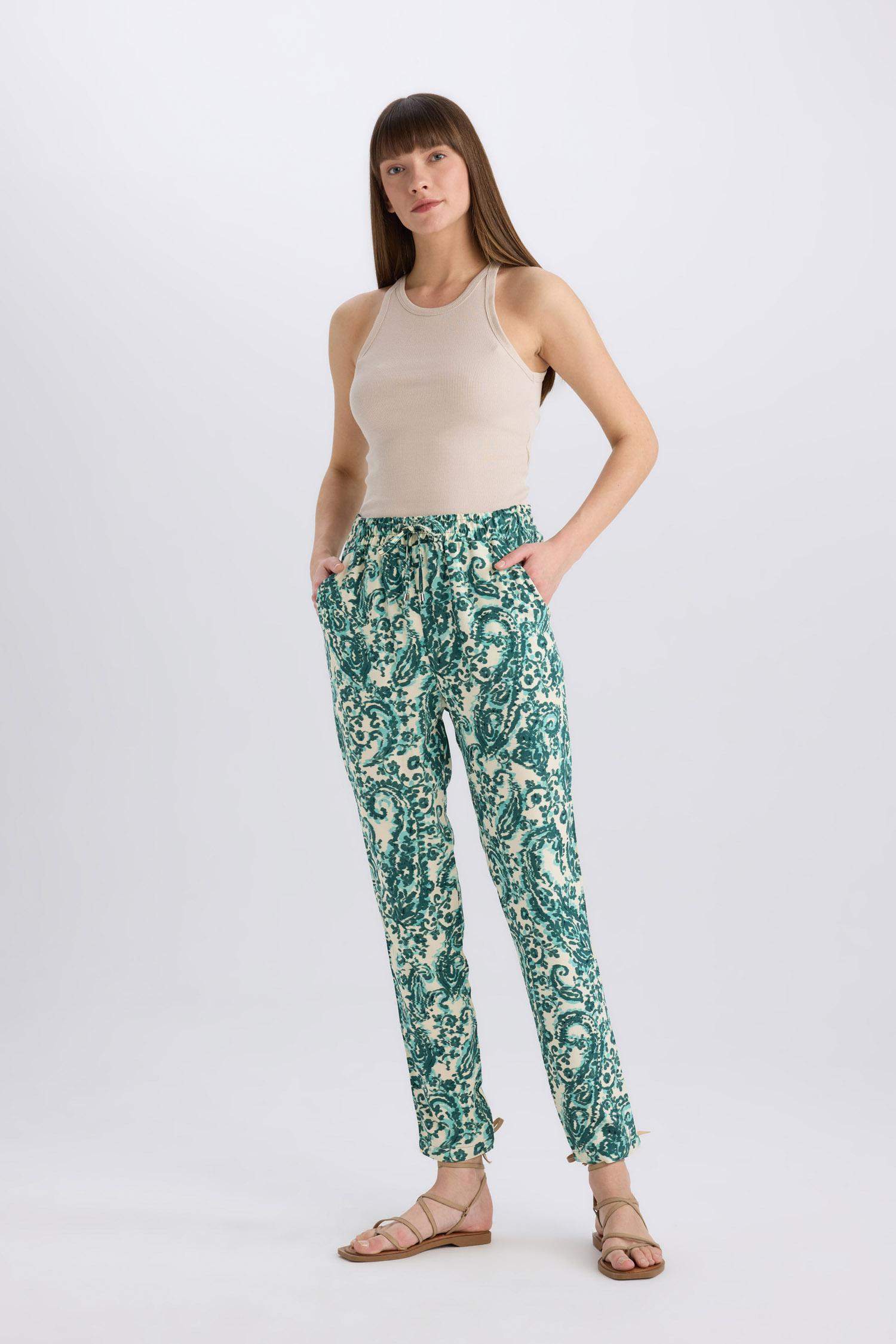 بنطرون فيسكوز مطبوع قصة عادية بجيب وخصر عالي