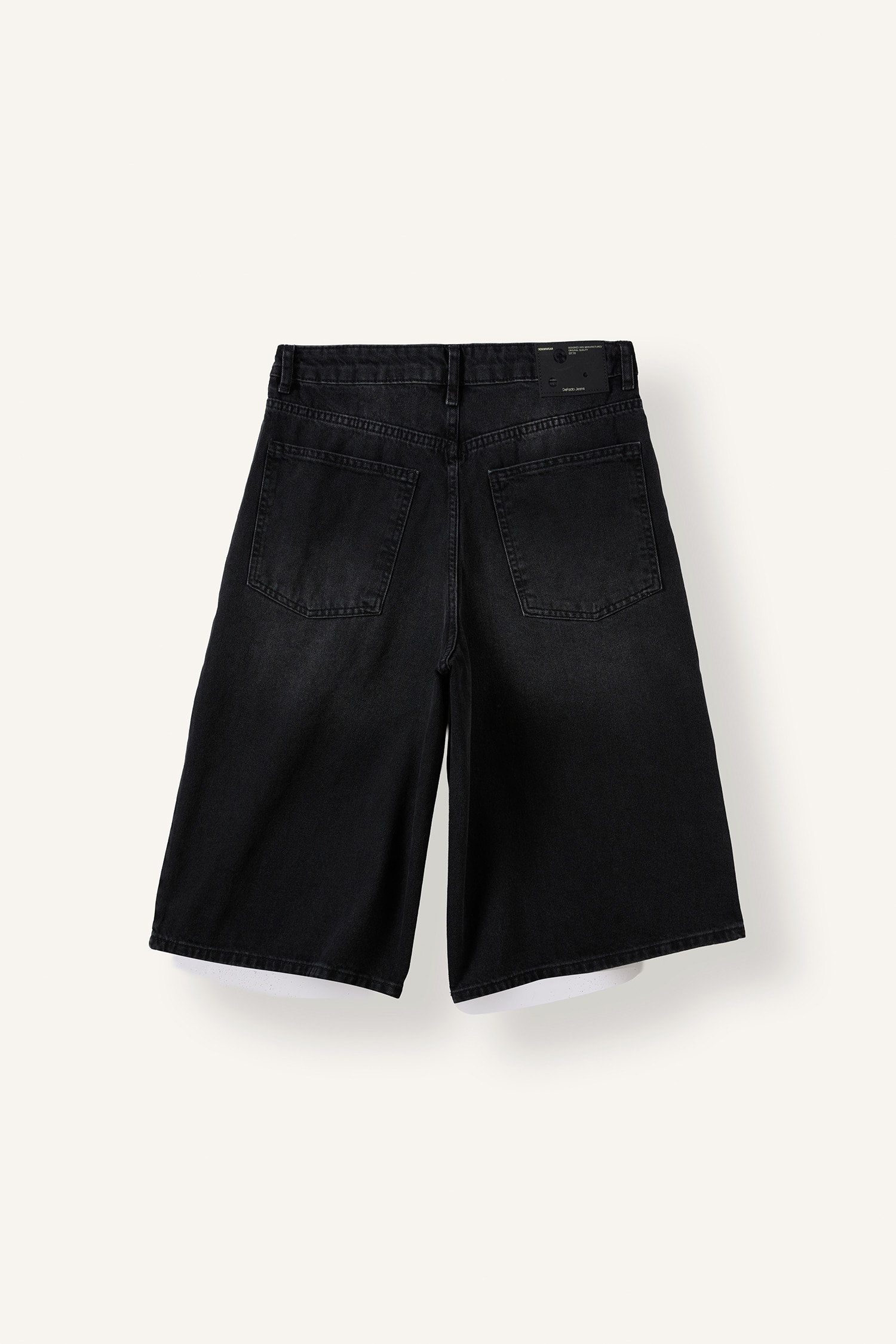 DeFacto %100 Pamuk Süper Baggy Fit Bermuda Şort görsel 7