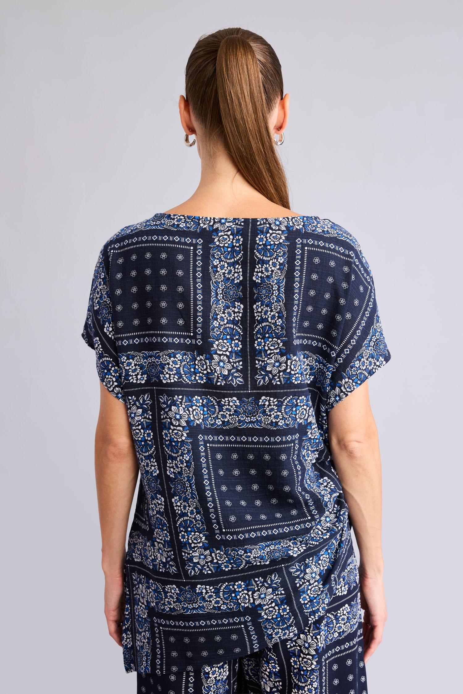 DeFacto Pamuklu Regular Fit Keten Karışımlı Desenli Bluz görsel 8