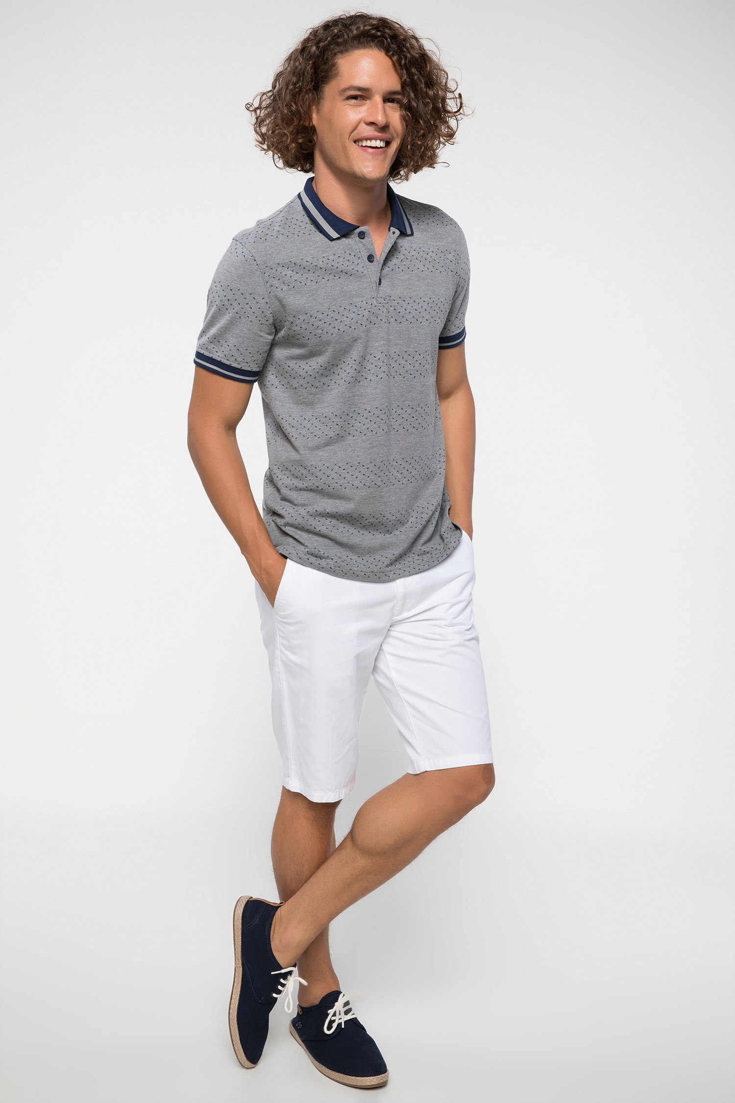 Defacto Nokta Çizgi Detaylı Polo T-shirt. 2