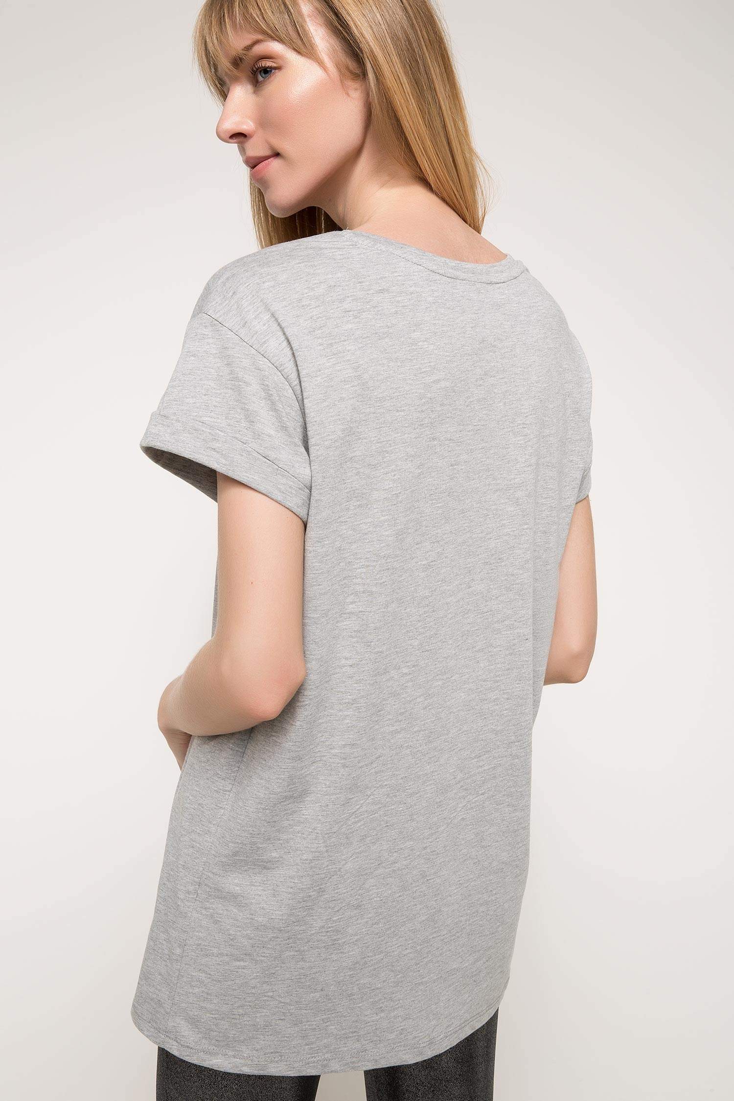 Defacto Sıfır Yaka Basic Uzun T-shirt. 4