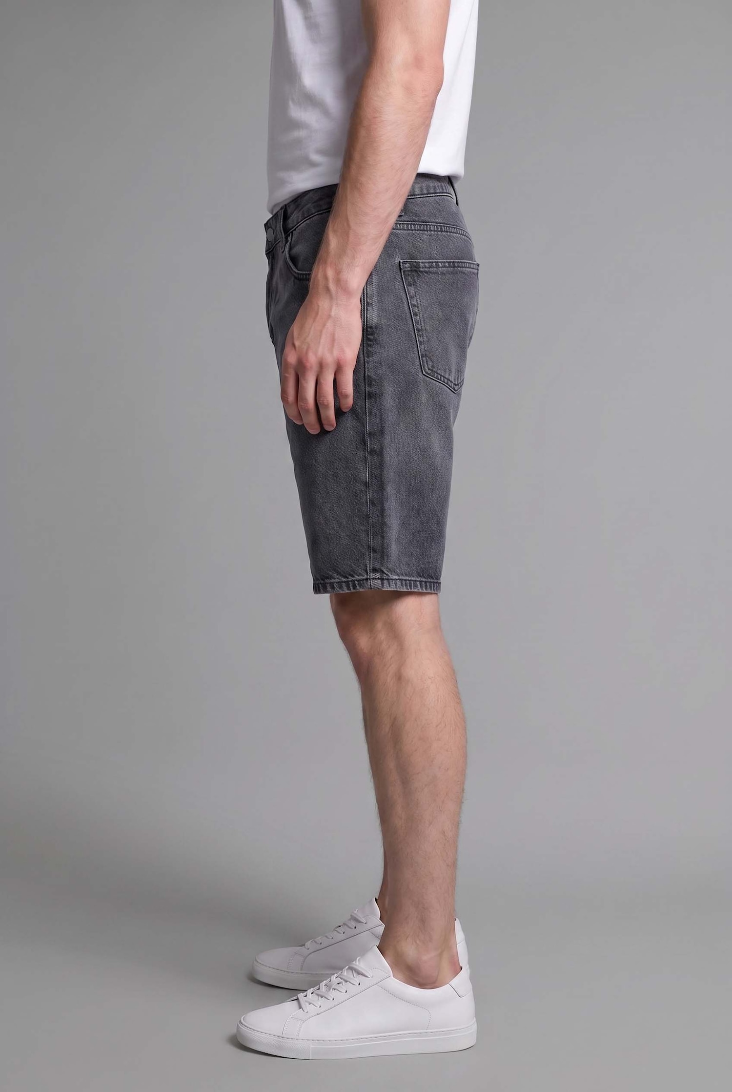 DeFacto Straight Fit Denim Bermuda görsel 5