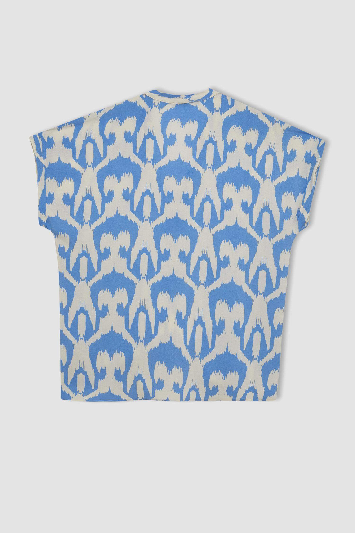 Regular Fit Bisiklet Yaka Kısa Kollu Gömlek