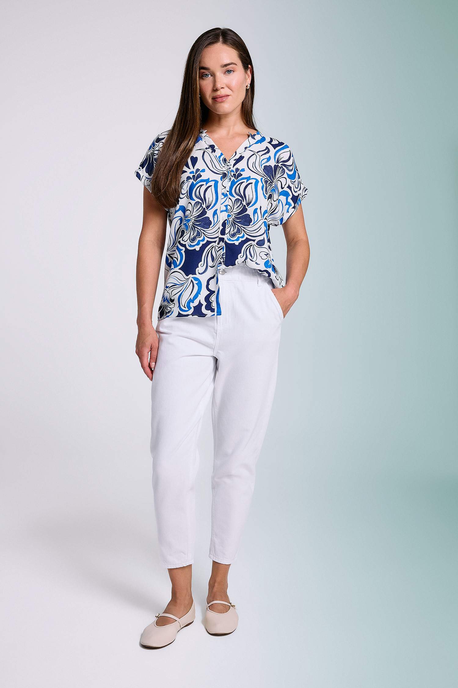 Regular Fit Crew Neck Short Sleeve Shirt