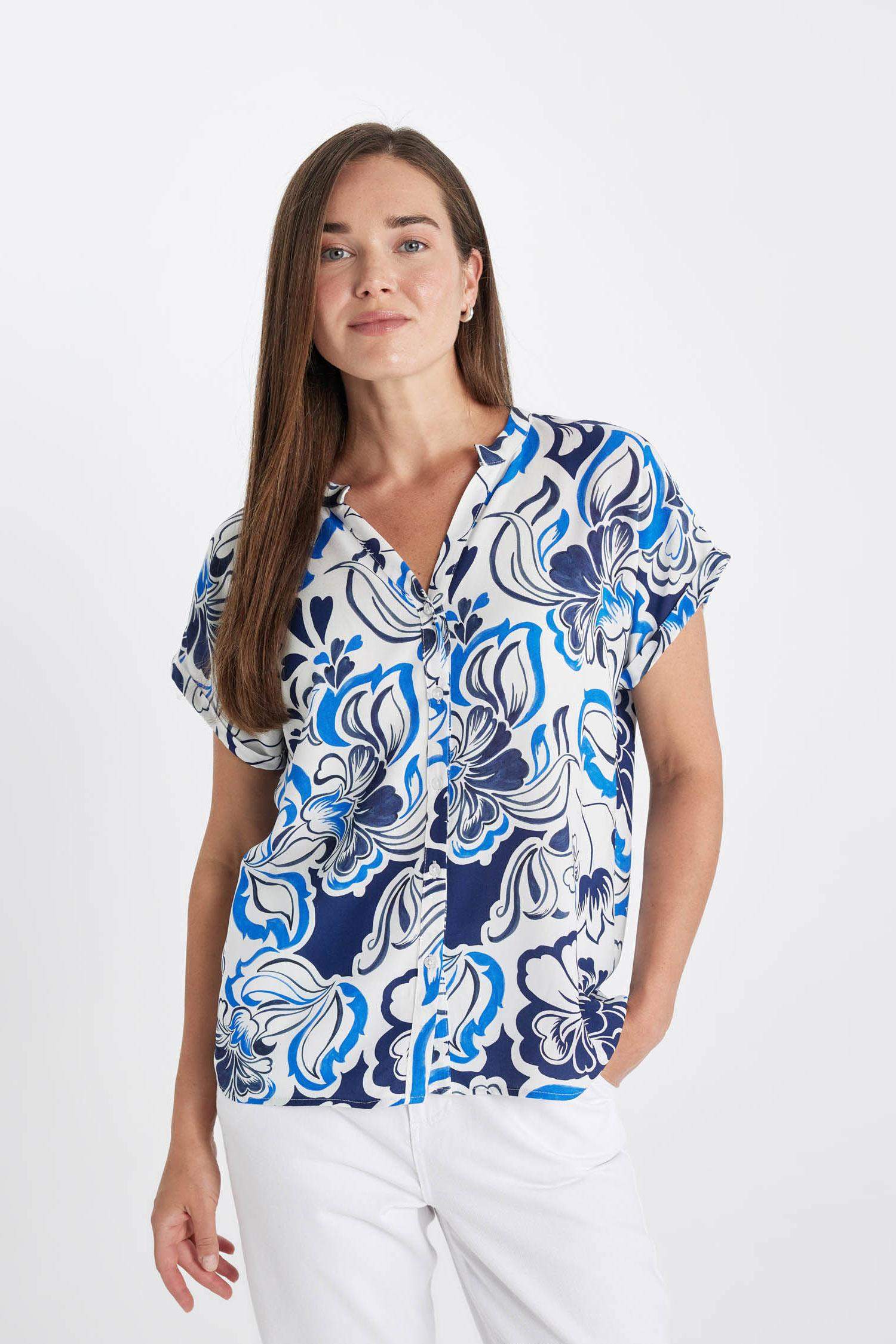 Regular Fit Crew Neck Short Sleeve Shirt