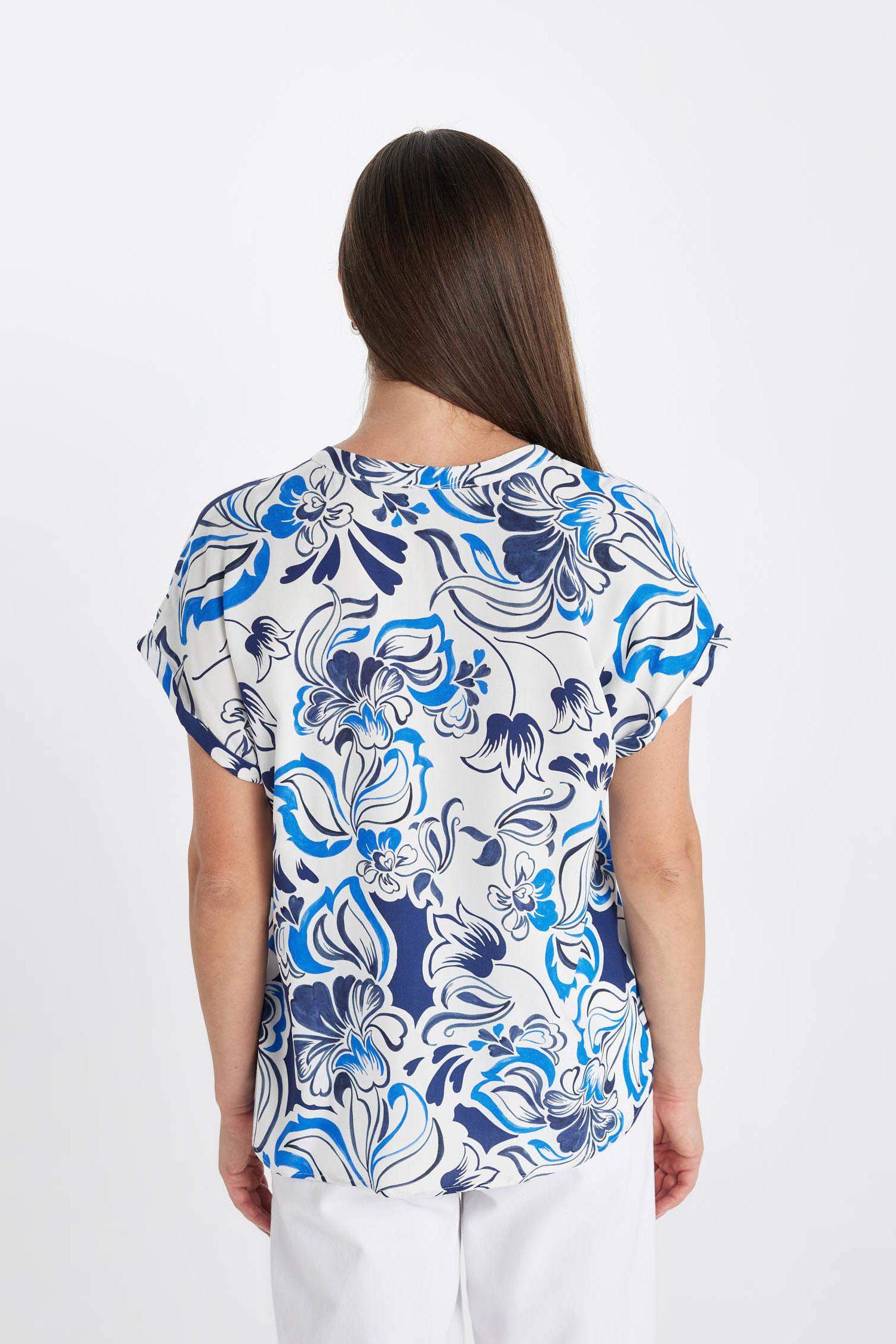 Regular Fit Crew Neck Short Sleeve Shirt