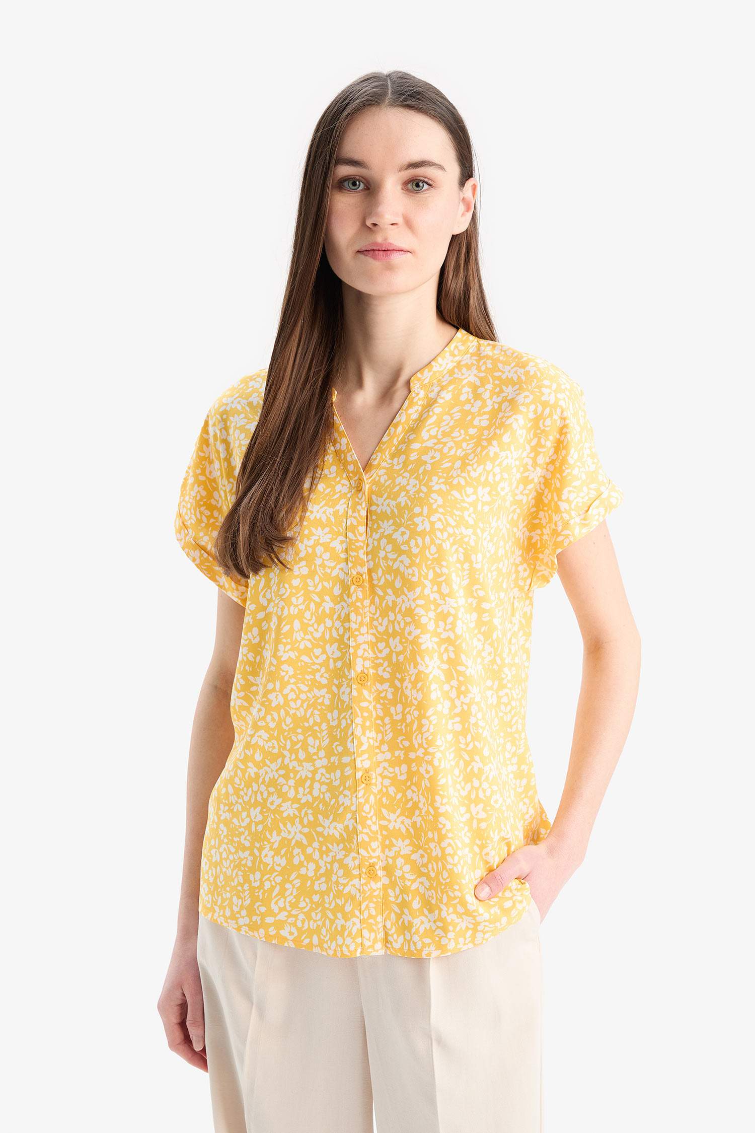 قميص نص ردن قصة عادية بياخة مستديرة