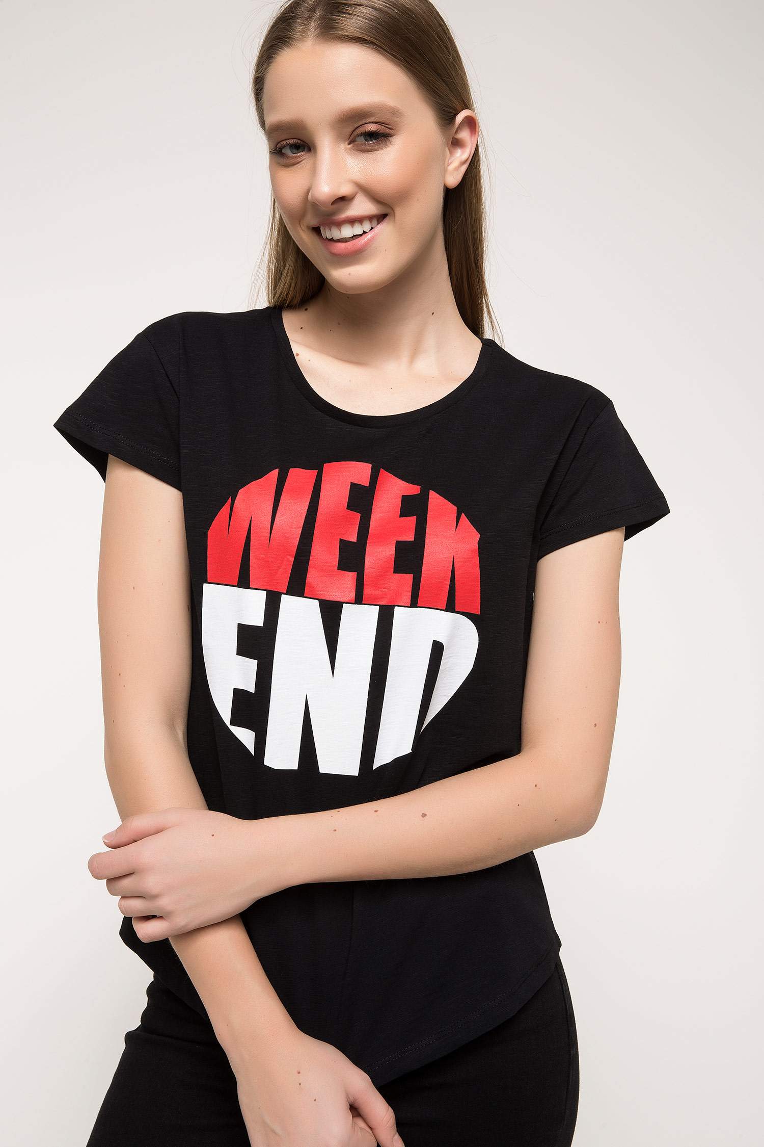Defacto Yazı Baskılı T-shirt. 1