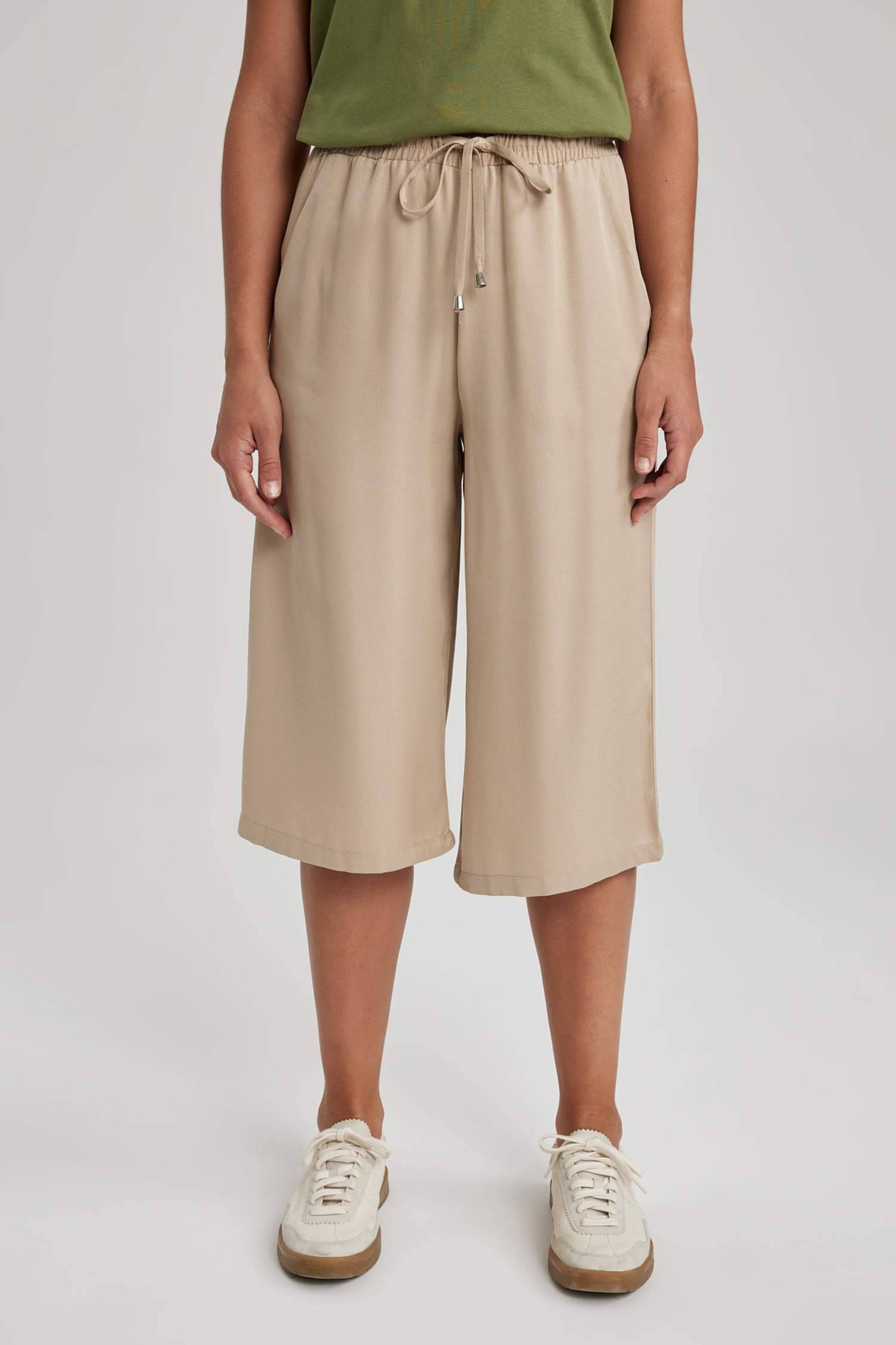 Capri High Waist Crop Fit Viscose Capri