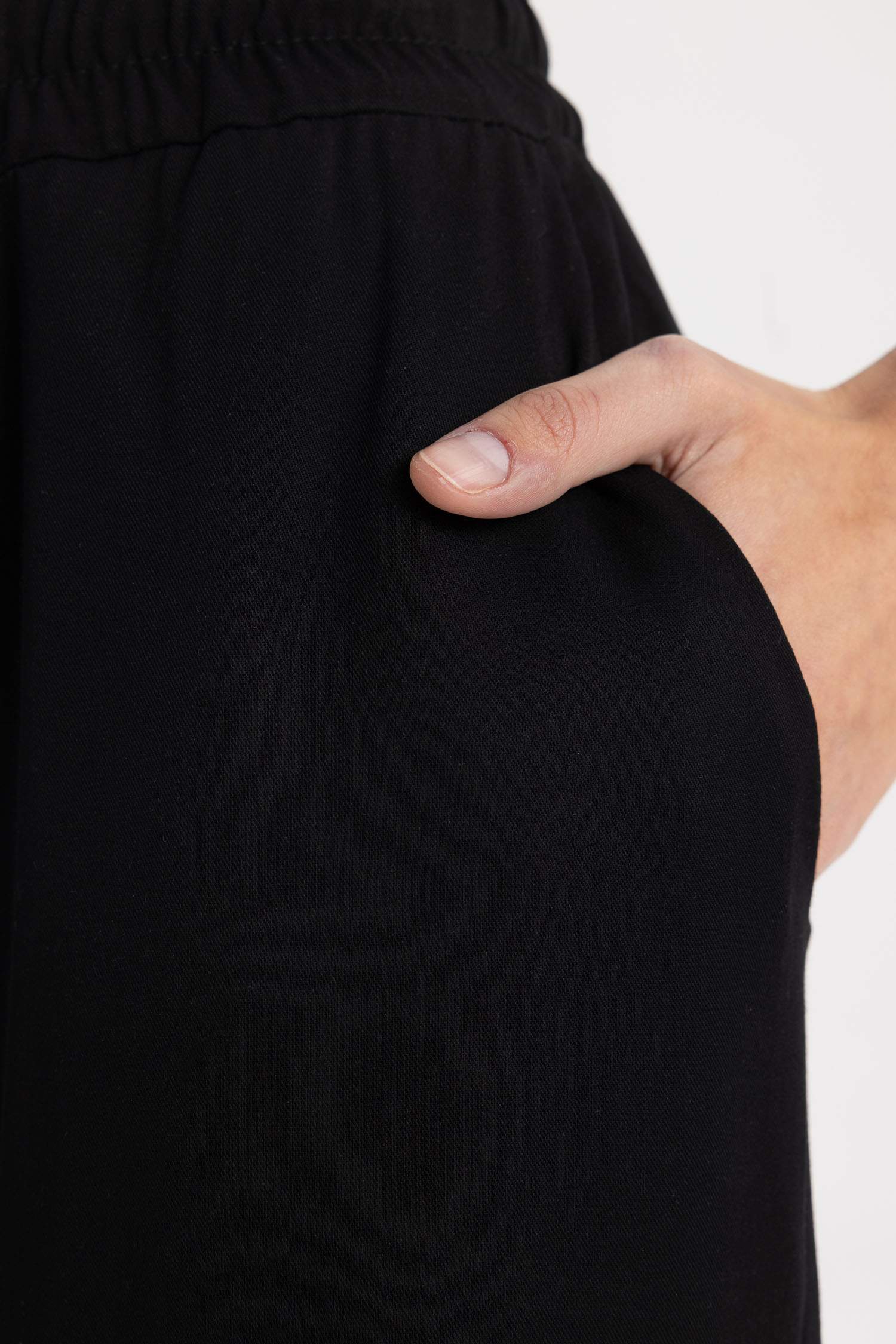 بنطلون كابري كروب فيت بخصر عالي