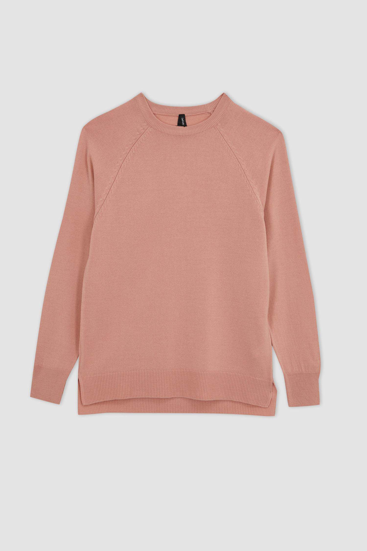 Пуловер стандартного кроя с круглым вырезом для женщин