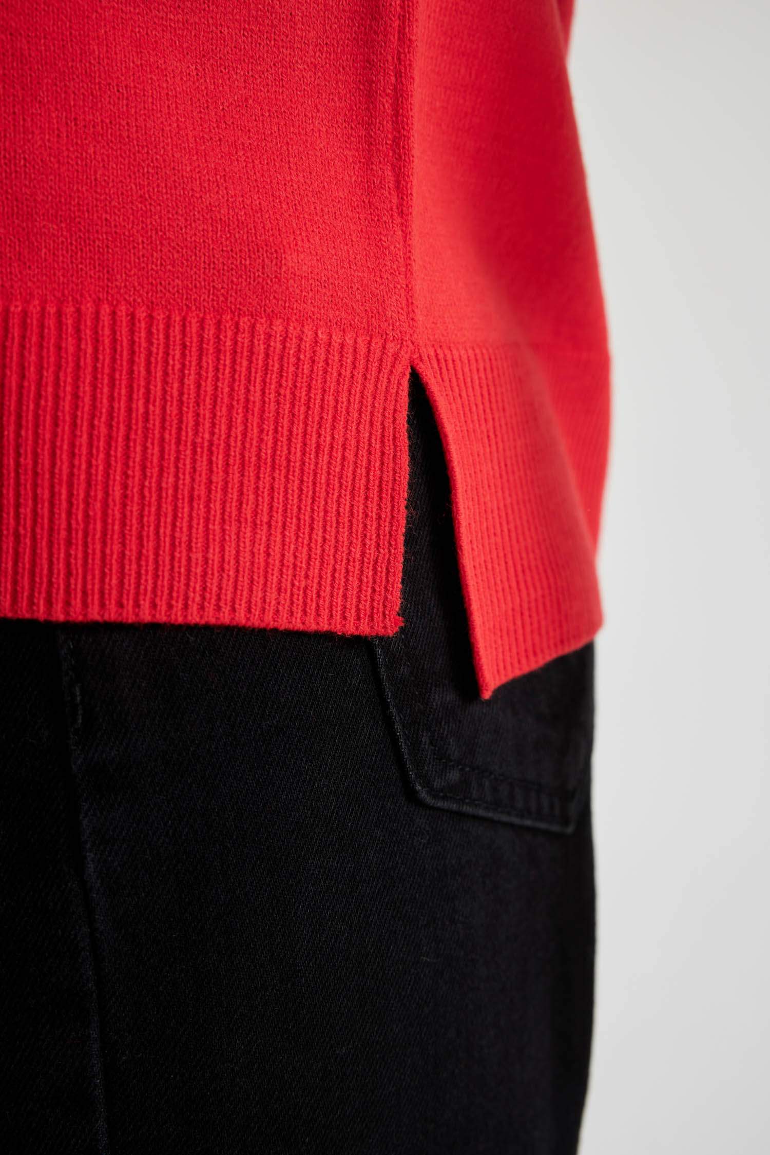 Пуловер стандартного кроя с круглым вырезом для женщин