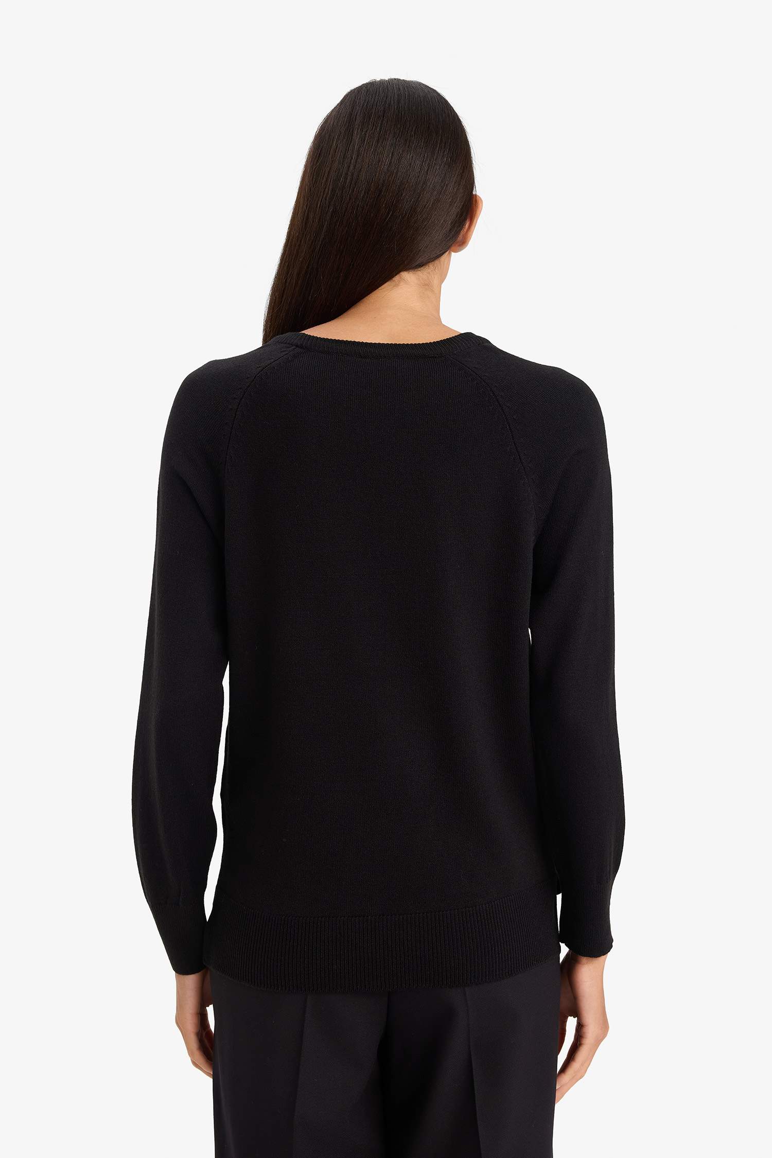 Однотонный трикотажный свитер Relax Fit с круглым вырезом