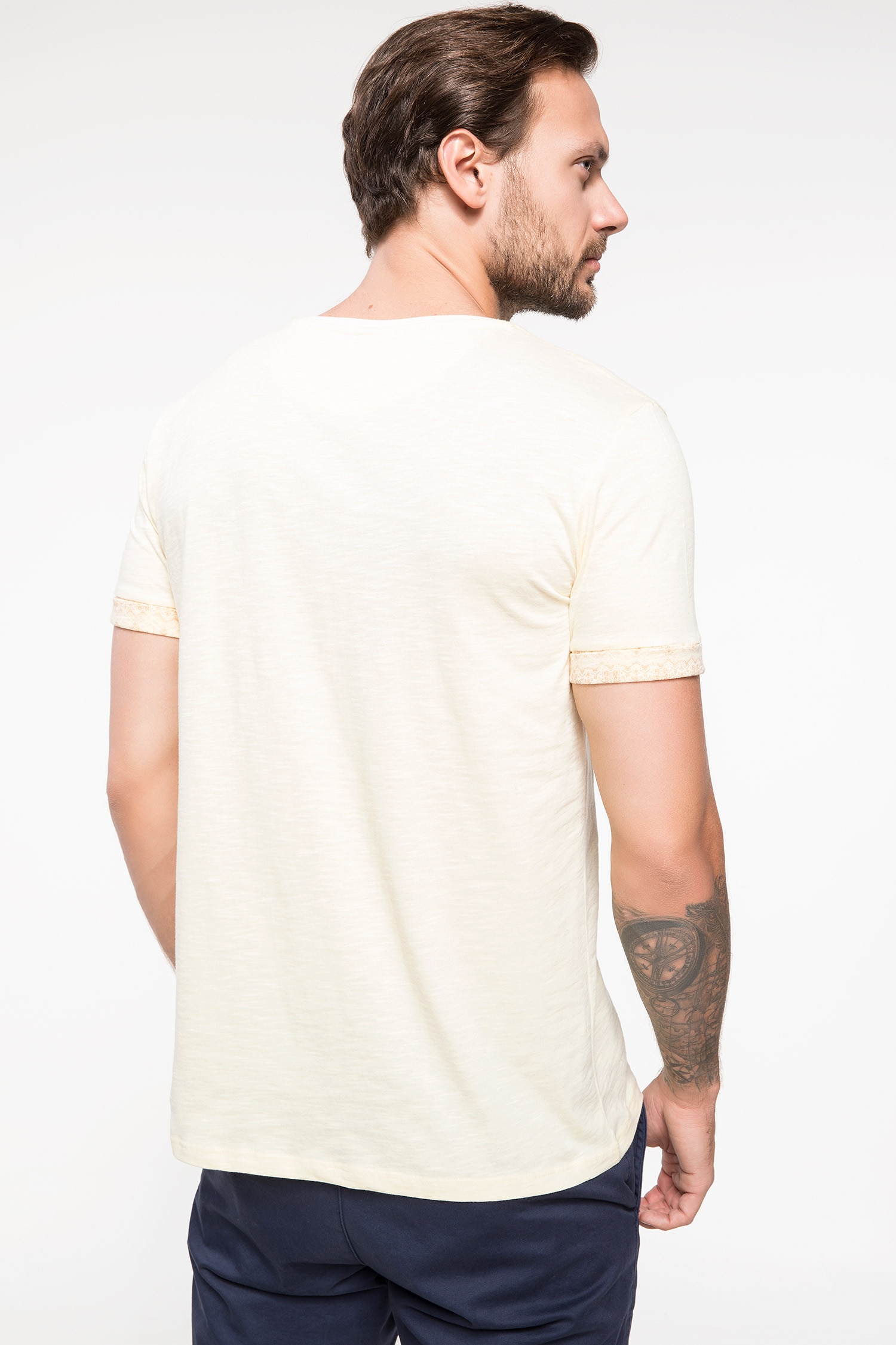 Defacto Cep Detaylı T-shirt. 3