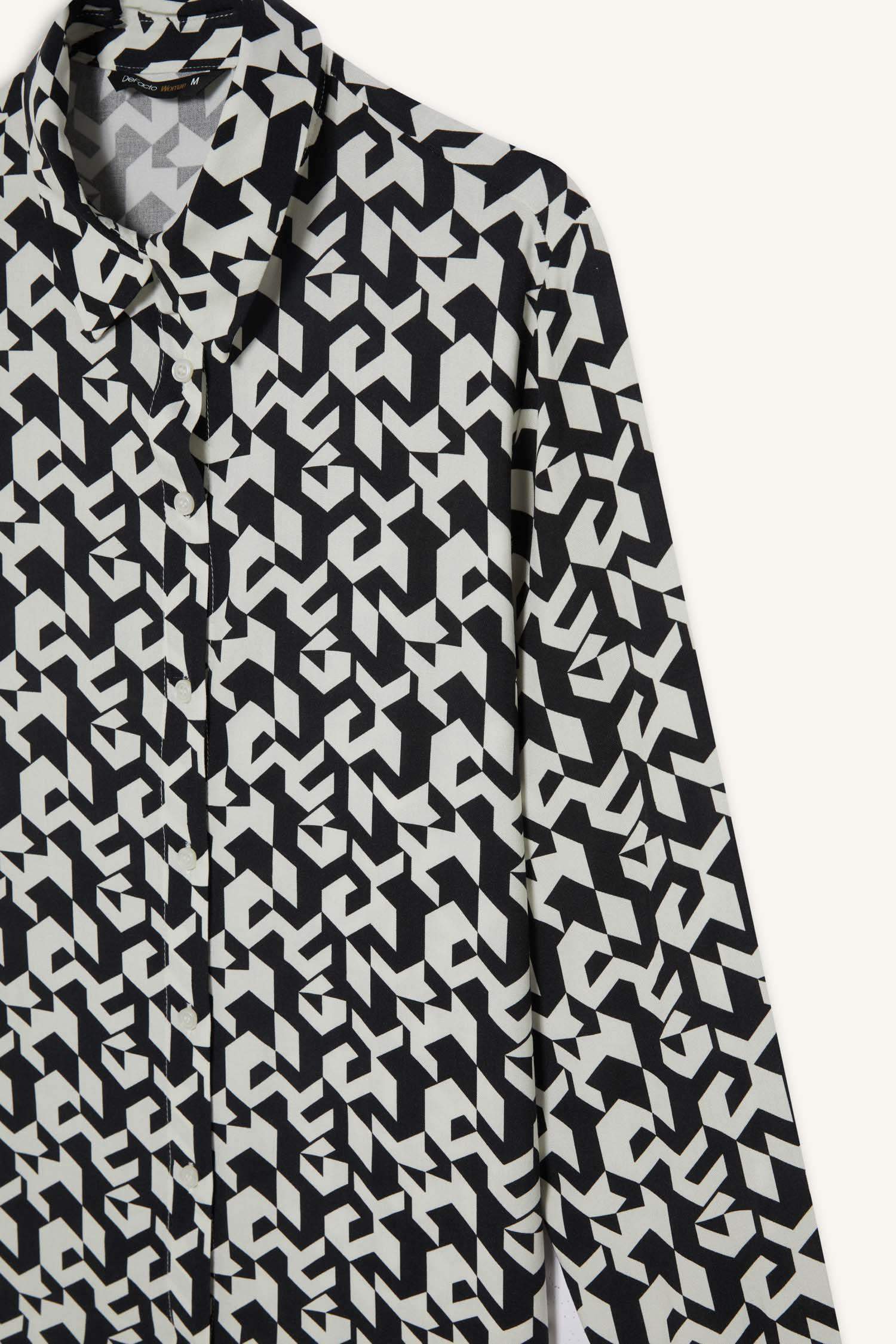 Regular Fit Desenli Uzun Kollu Gömlek