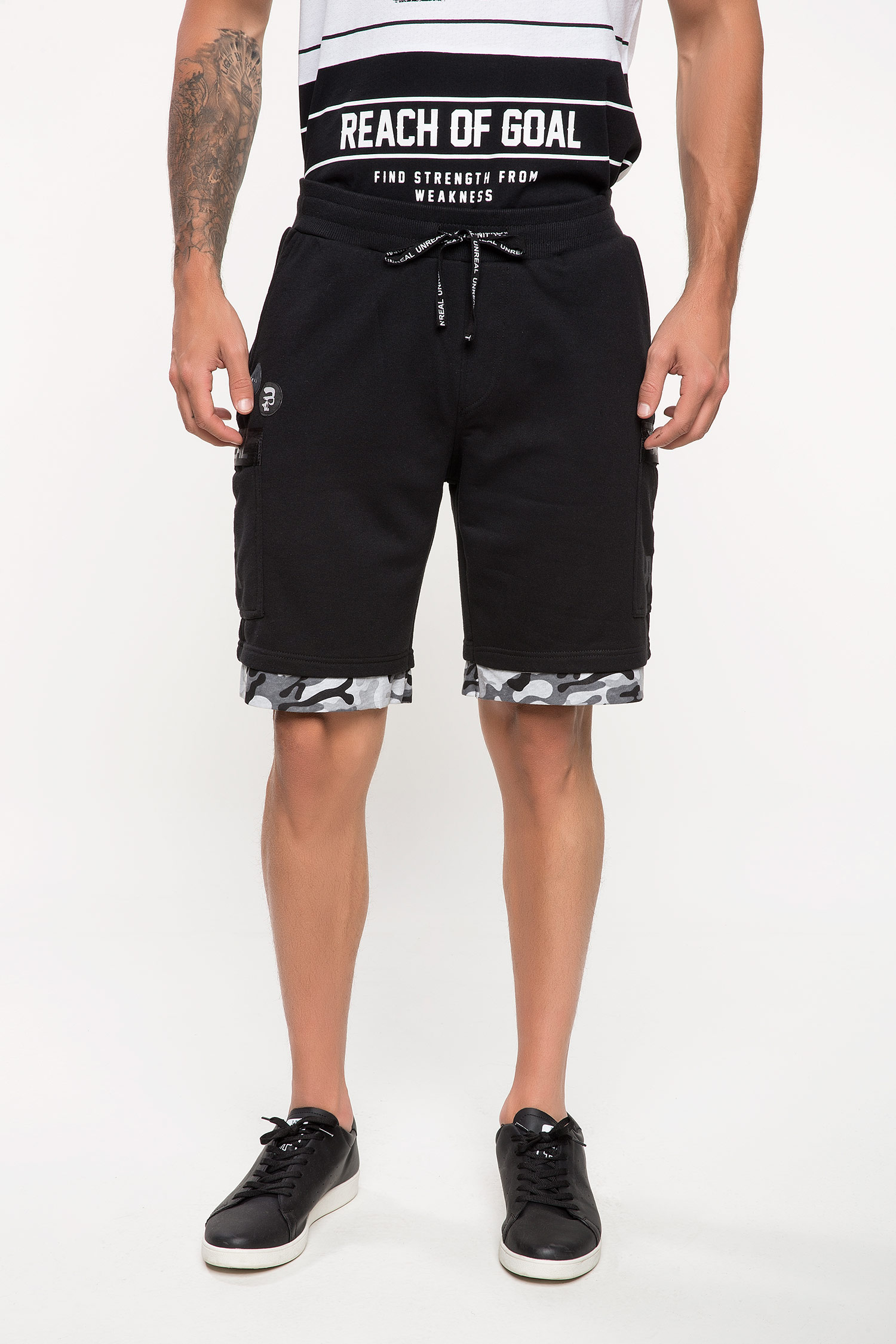Defacto Kamuflaj Baskılı Slim Fit Şort. 1