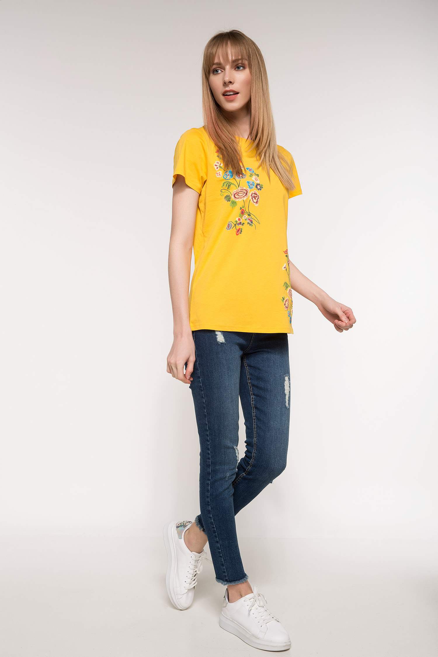 Defacto Baskılı T-shirt. 2