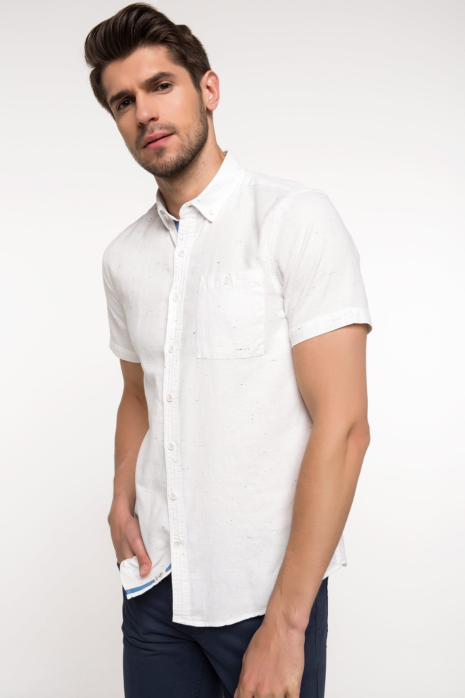 Defacto Tek Cep Detaylı Slim Fit Gömlek. 1