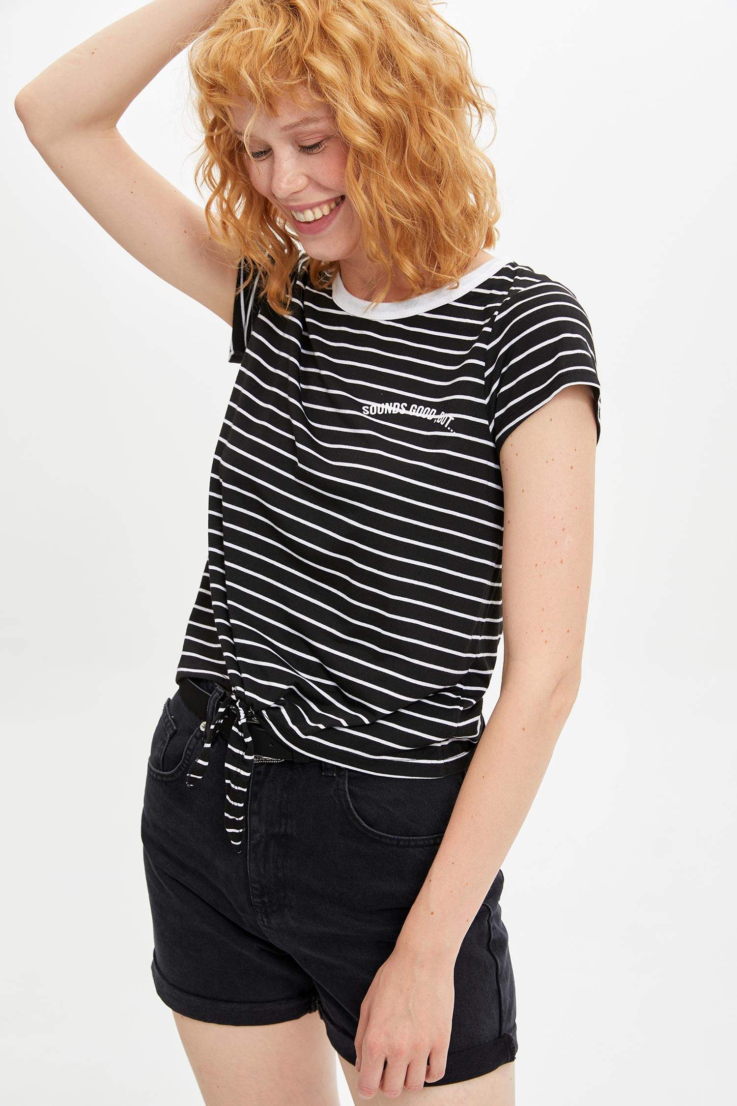 Defacto Kısa Kollu T-shirt. 1