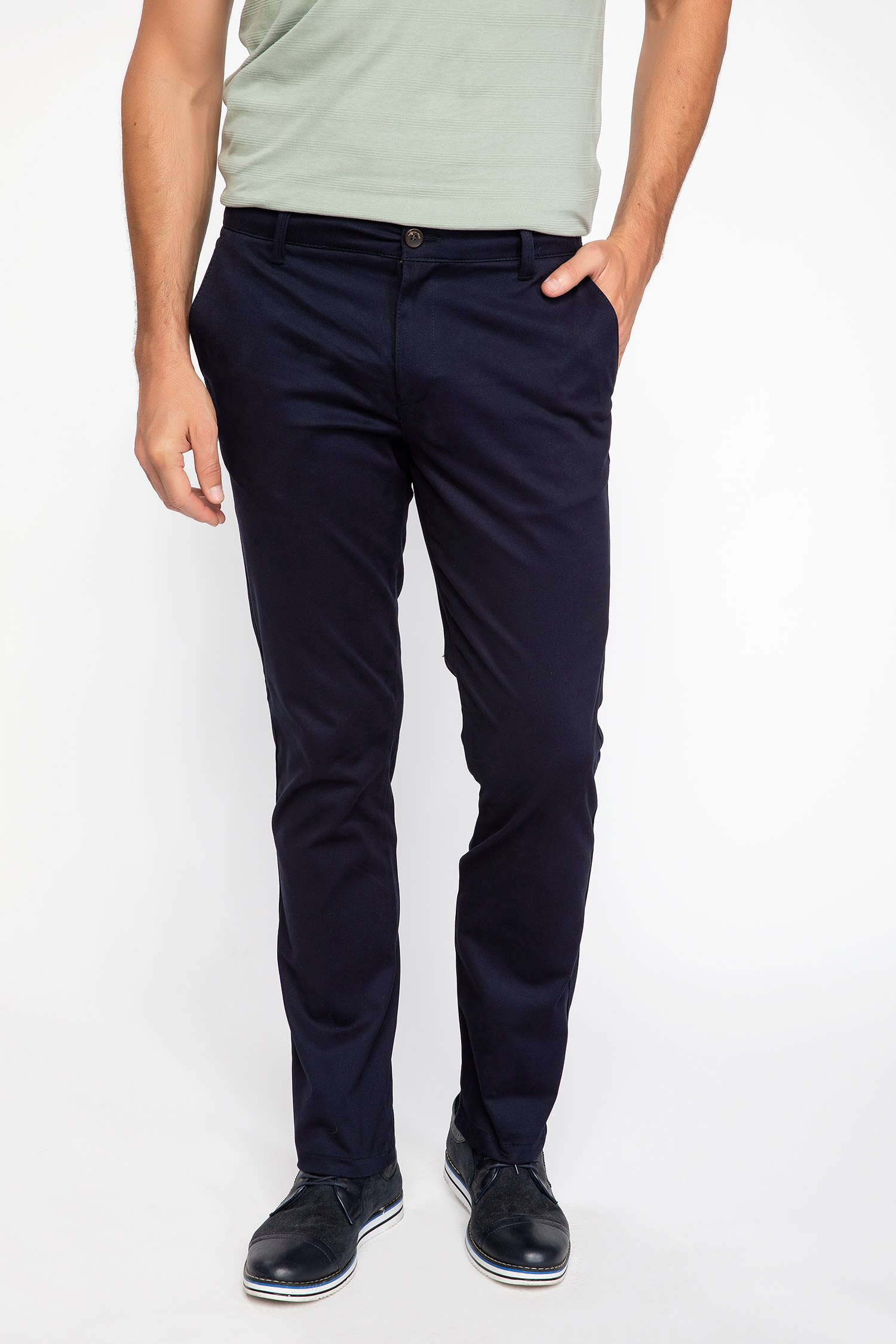 Defacto Paco Casual Regular Fit Chino Pantolon. 1