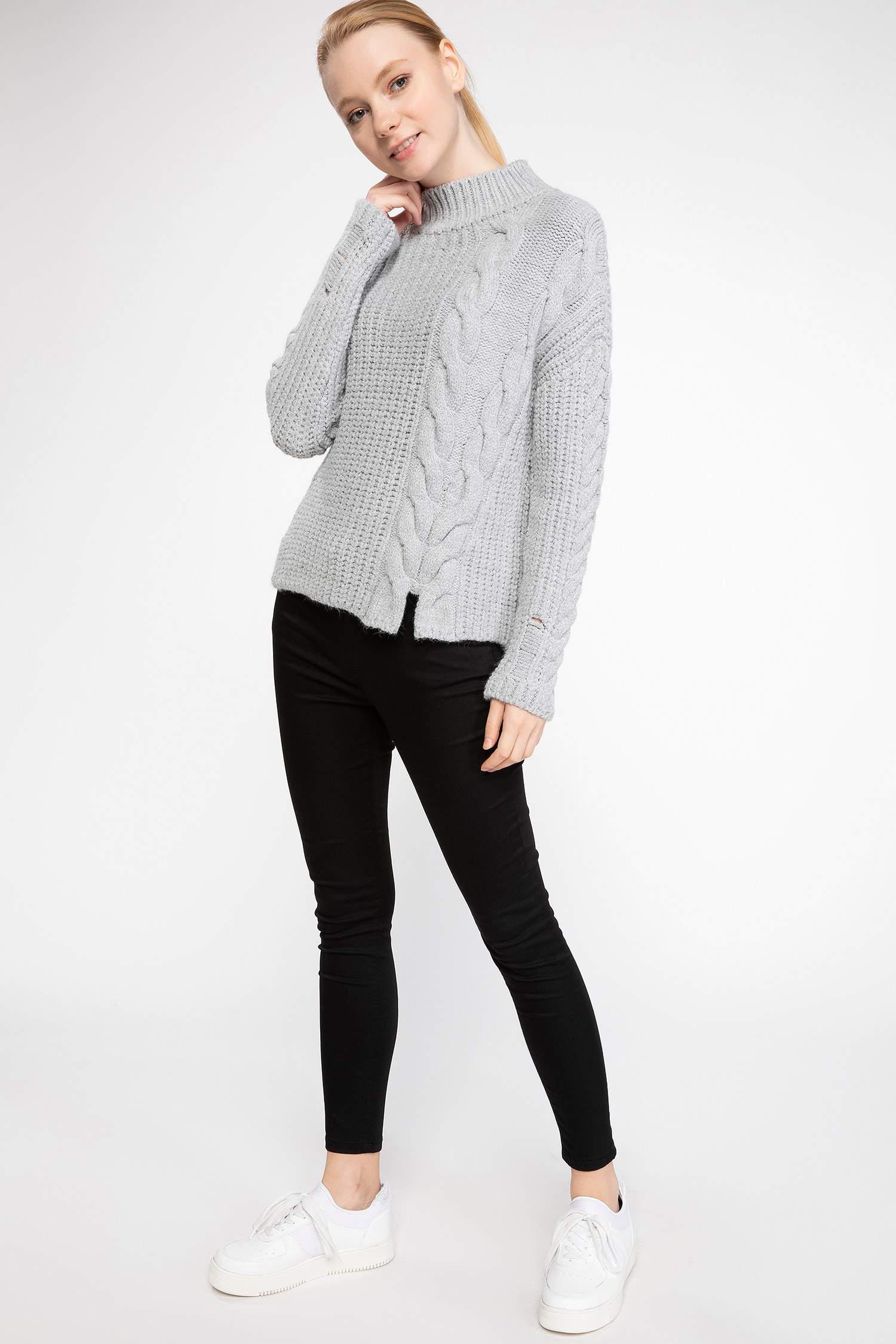 Defacto Yırtık Detaylı Yarım Balıkçı Triko Kazak. 2