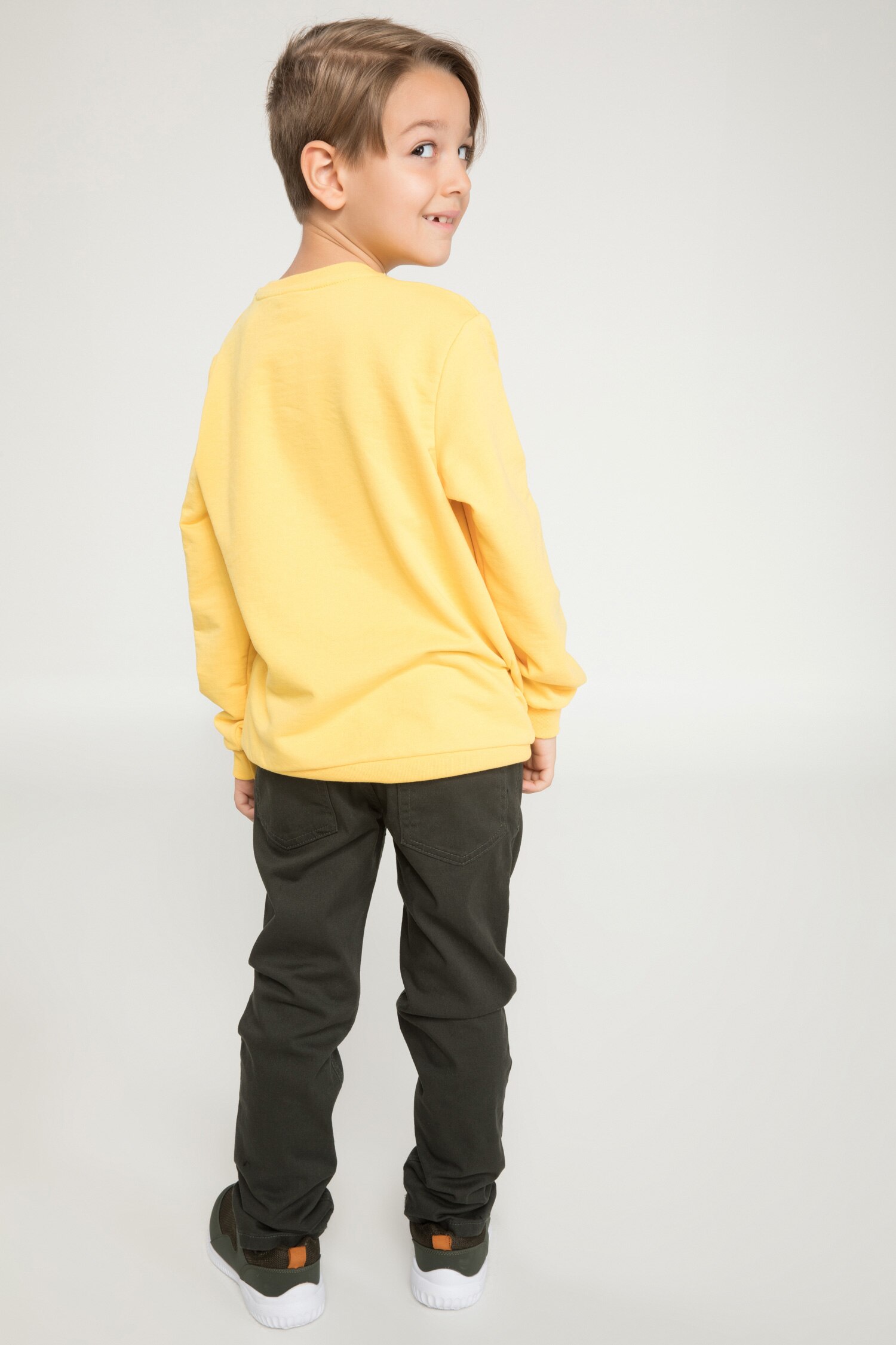 Defacto Slim Fit Gabardin Pantolon. 2