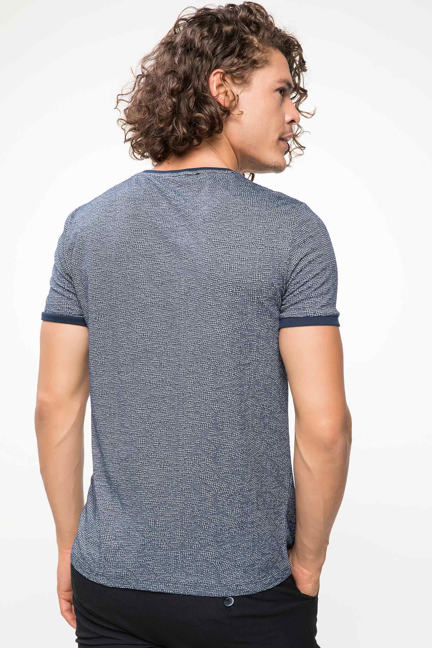 Defacto Geometrik Desenli T-shirt. 3